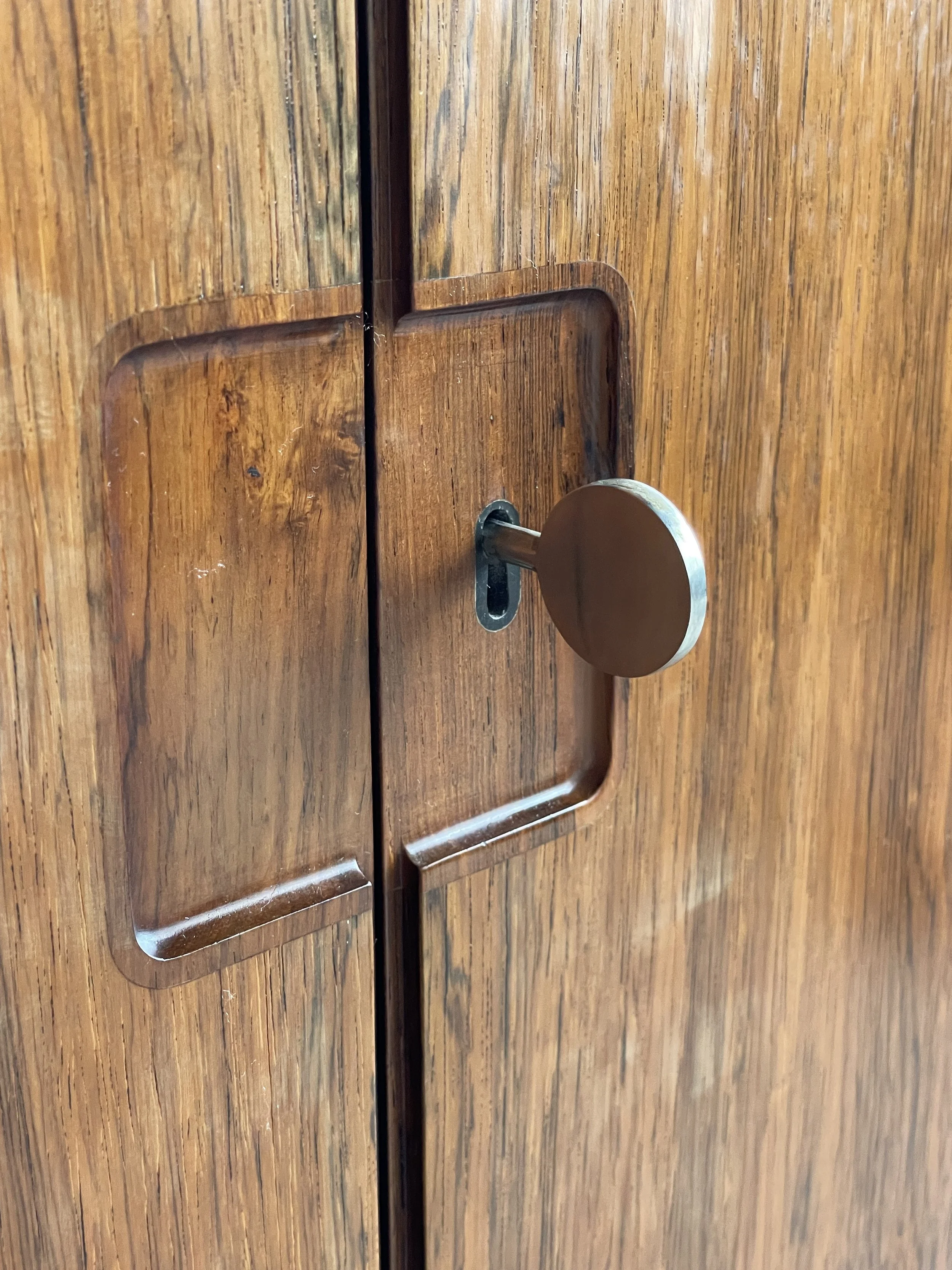 ModernEra_Swiss_Form_Sideboard9803.JPG