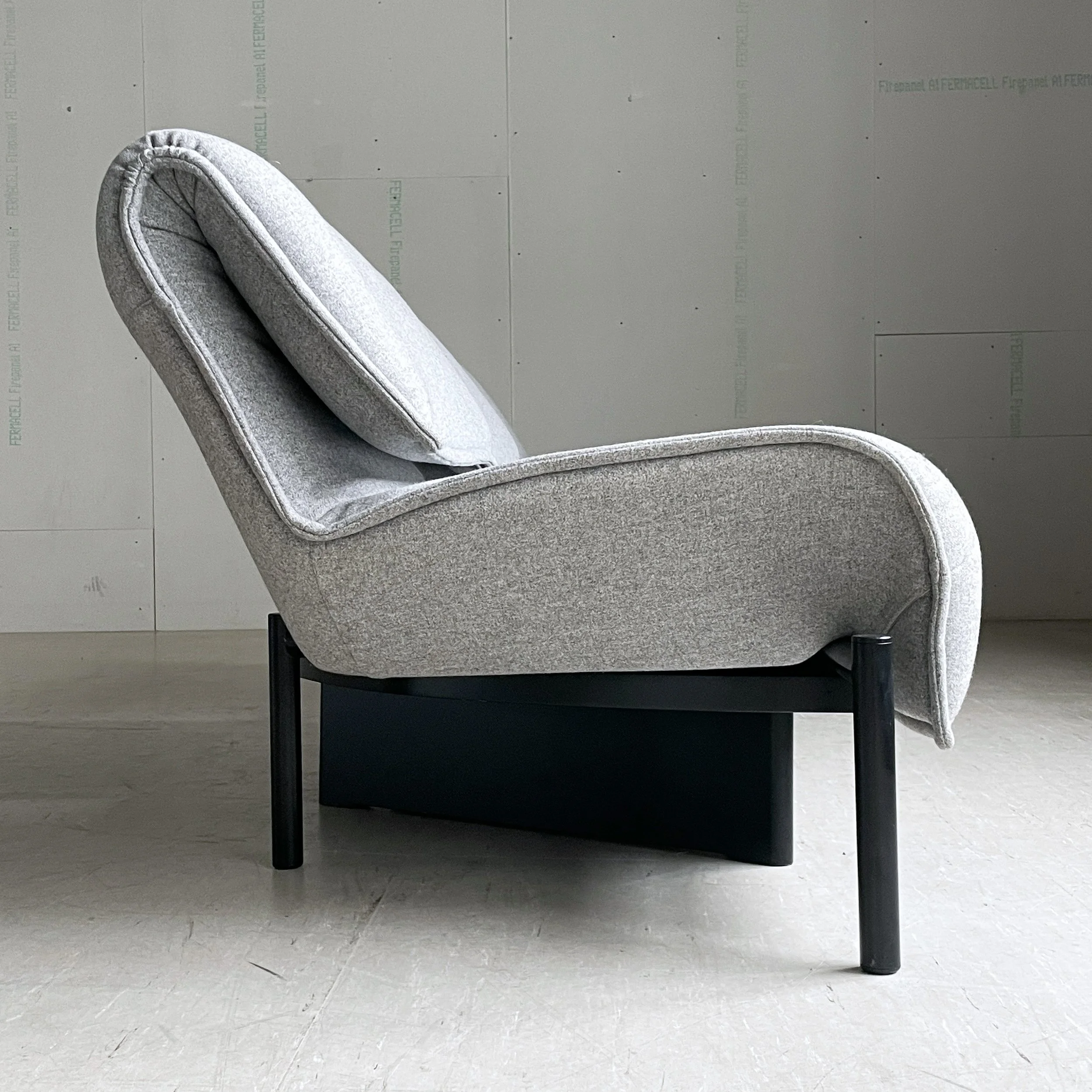ModernEra_Cassina_Sofa_Vico_Magistretti _5262.jpg