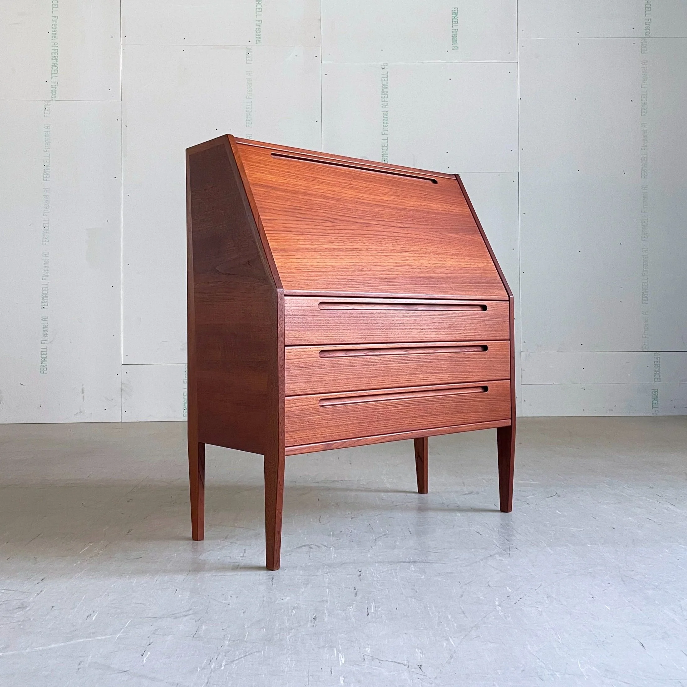 Kai+Kristiansen+Teak+Sekreta%CC%88r.2.jpg