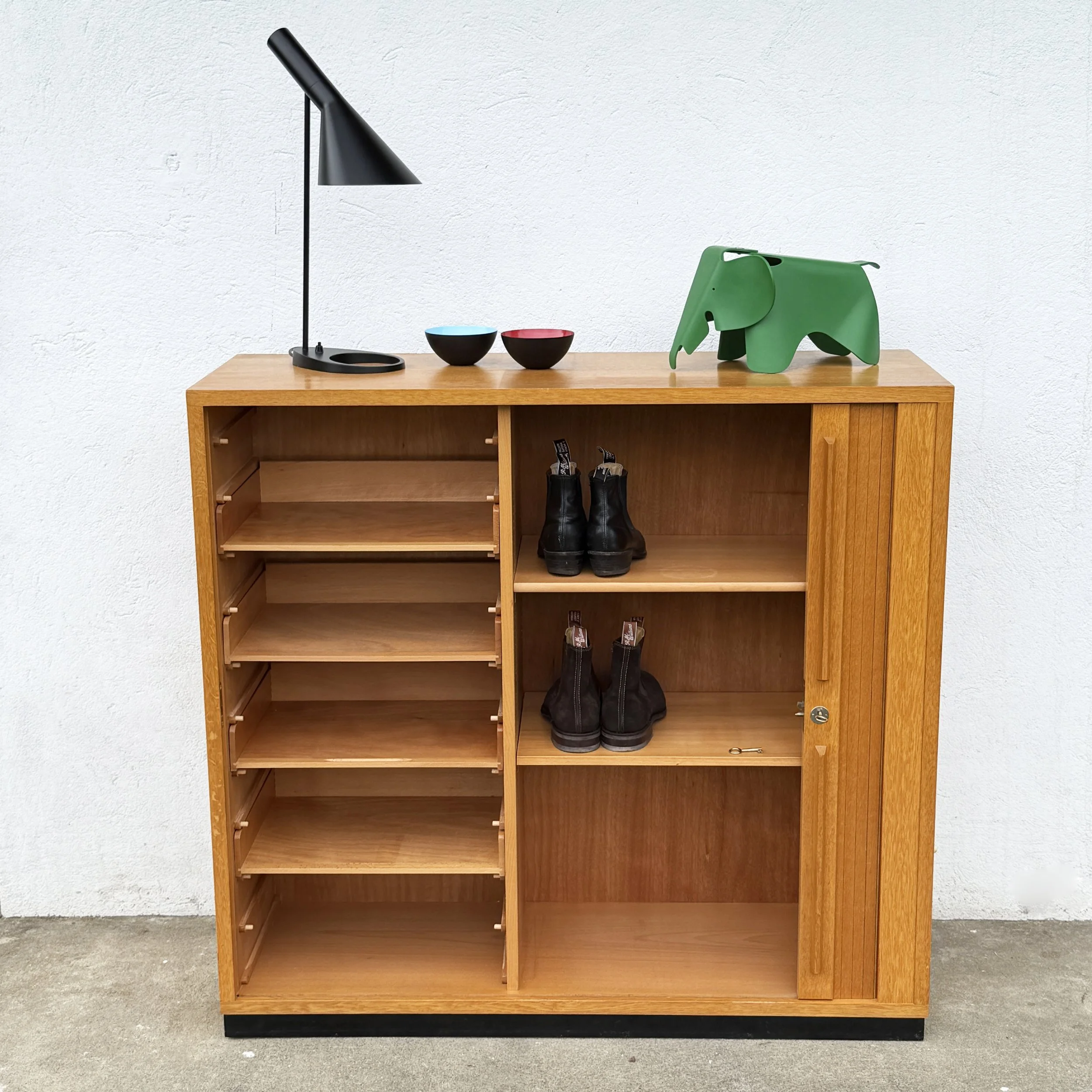ModernEra_Rollschrank.4802.jpg