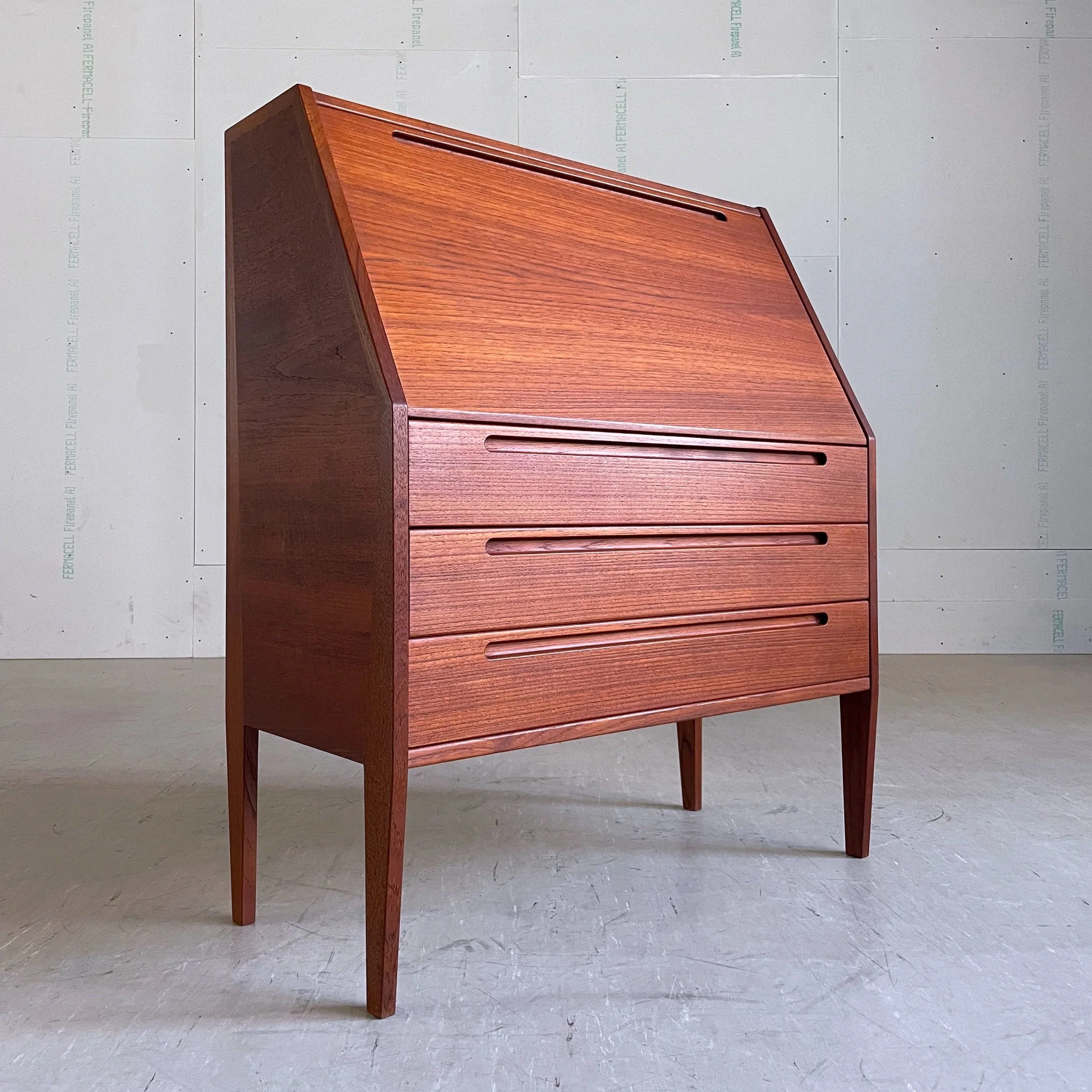 Kai+Kristiansen+Teak+Sekreta%CC%88r.5.jpg