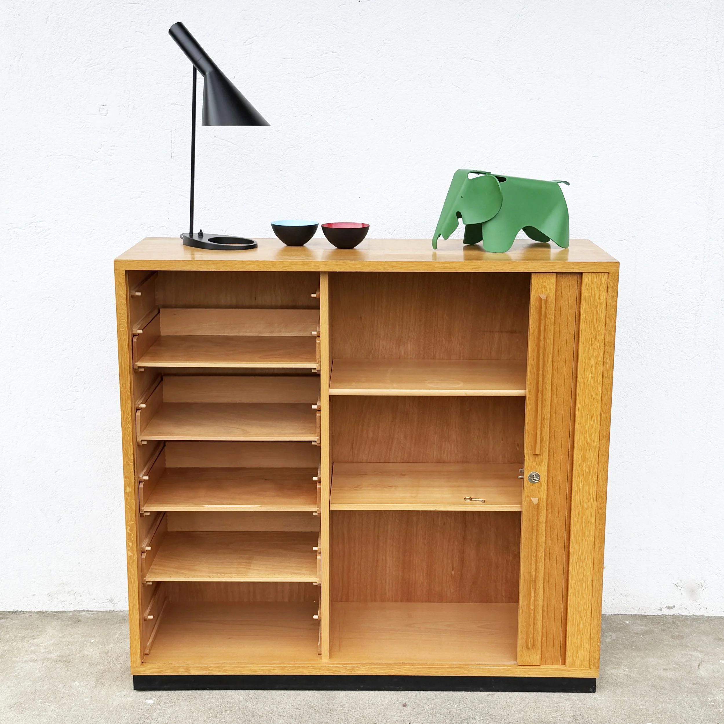 ModernEra_Rollschrank.4798.jpg