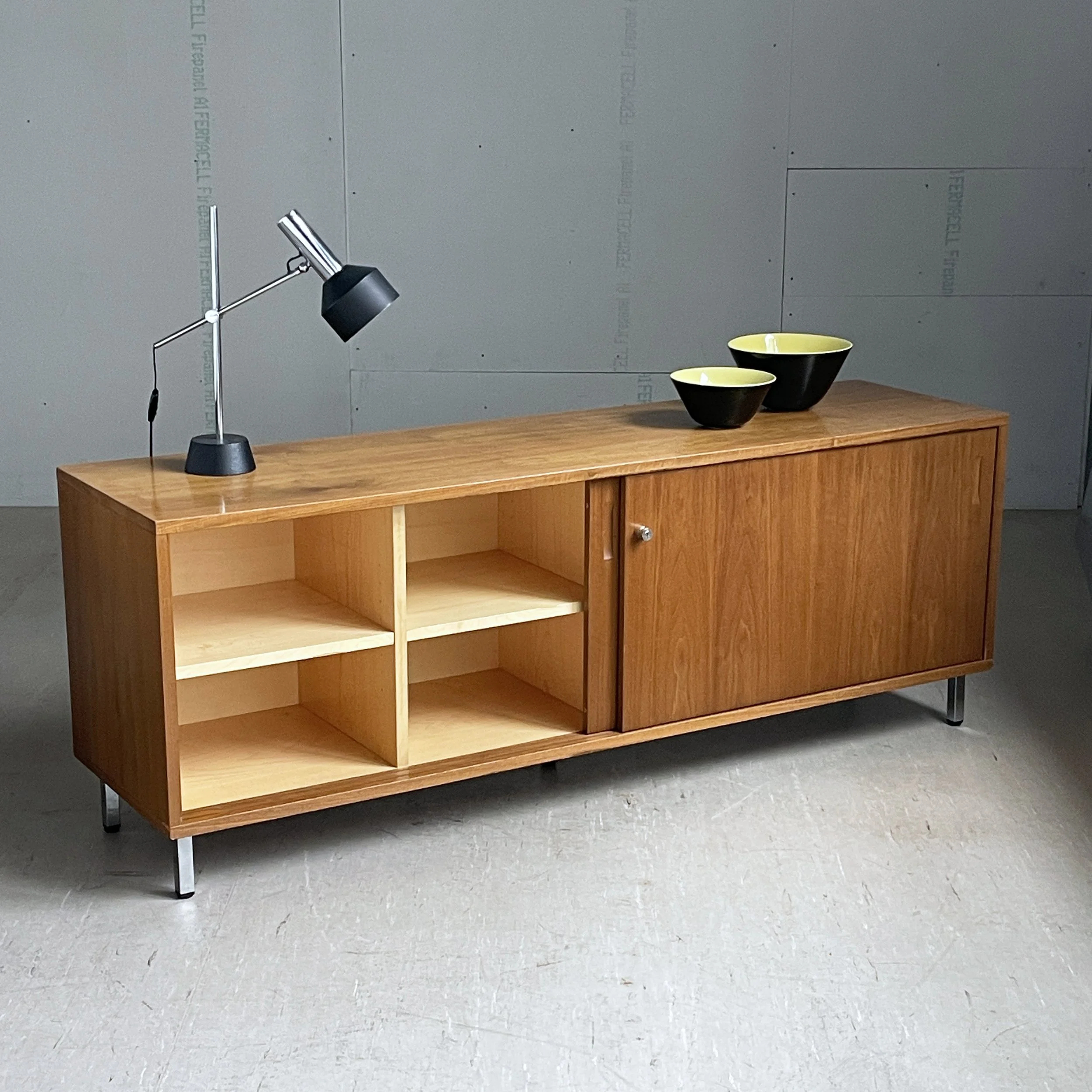 ModernEra_Zingg_Sideboard_Nussbaum_IMG_7735.JPG