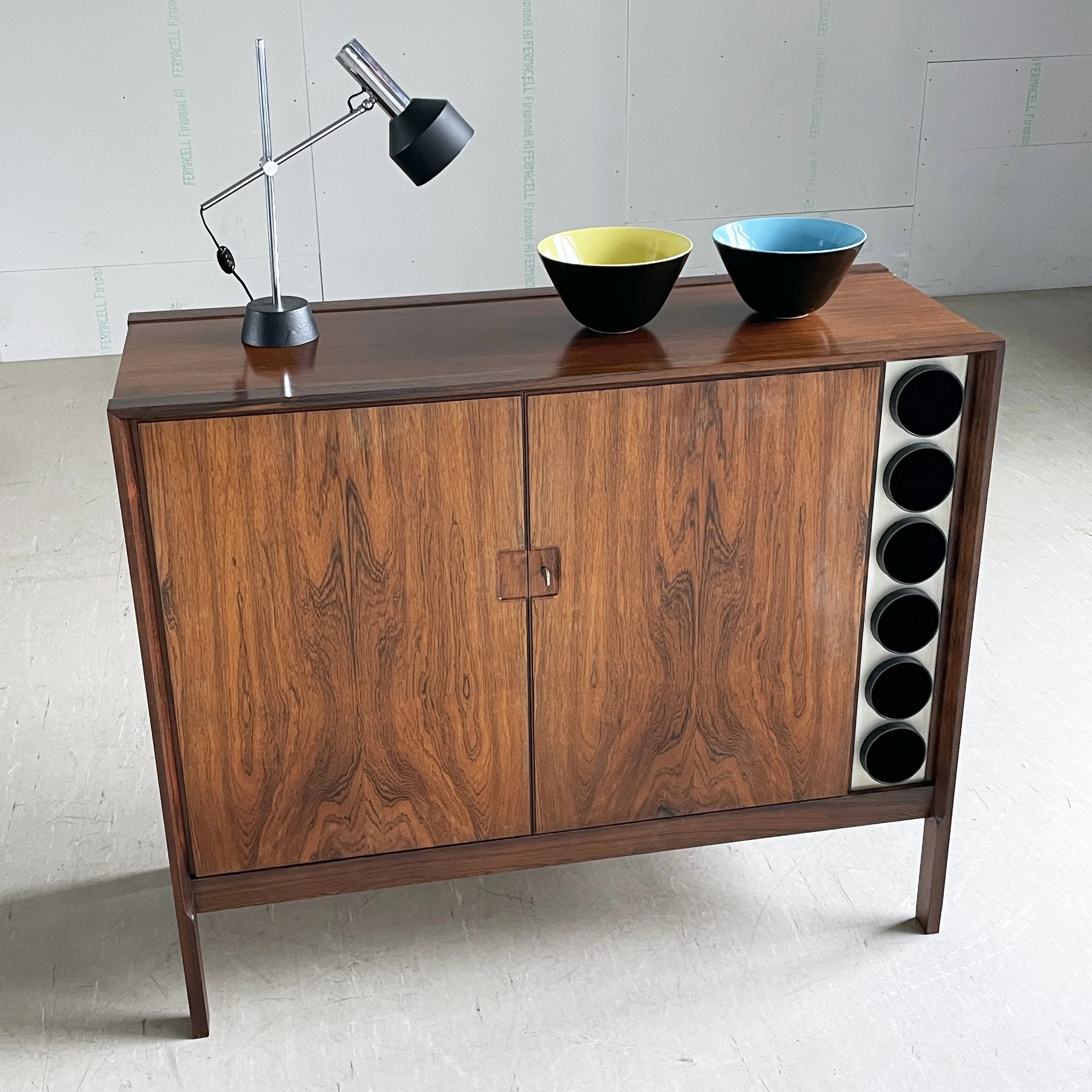 ModernEra_Swiss_Form_Sideboard9788.JPG