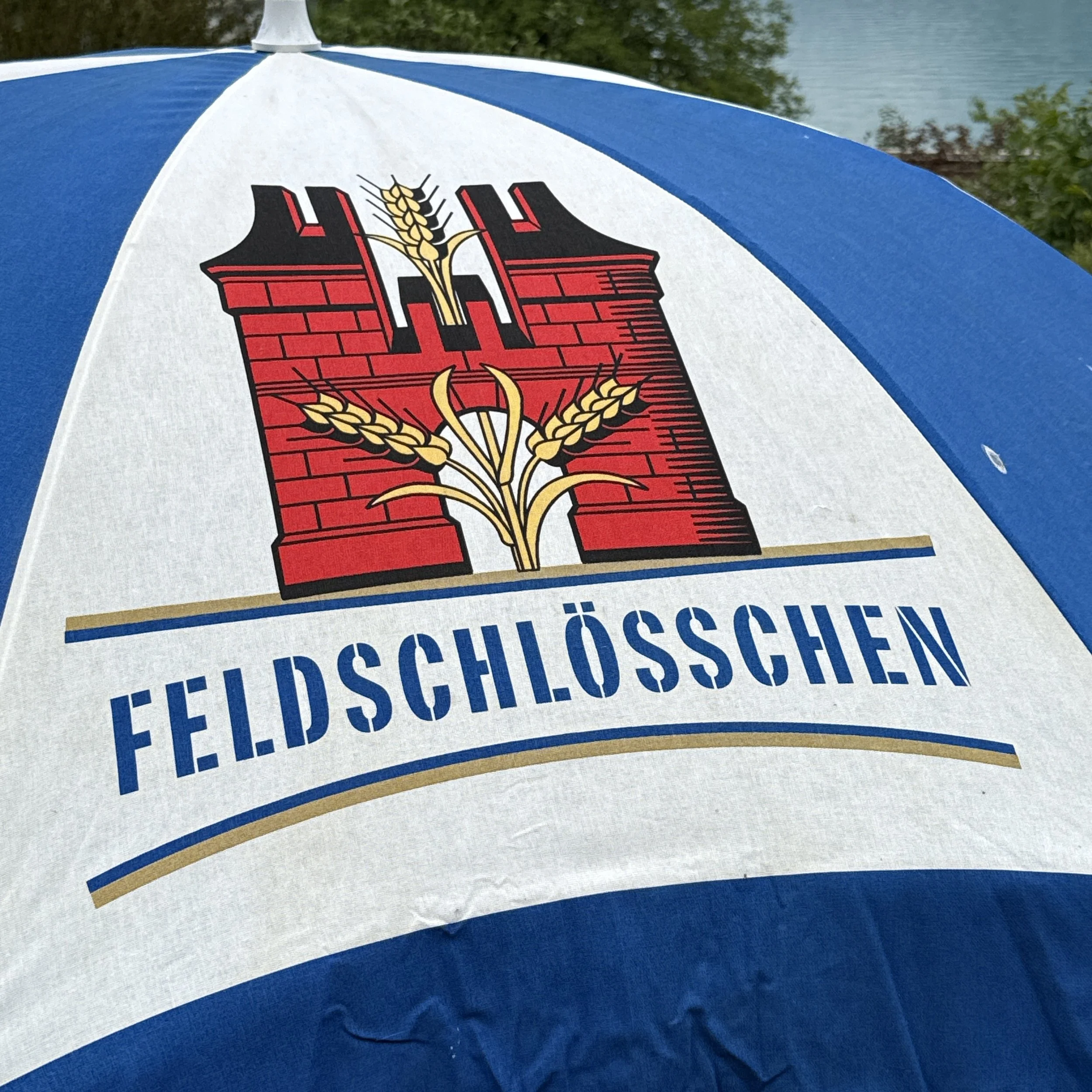 ModernEra_Feldschlösschen_Sonnenschirm5153.jpg
