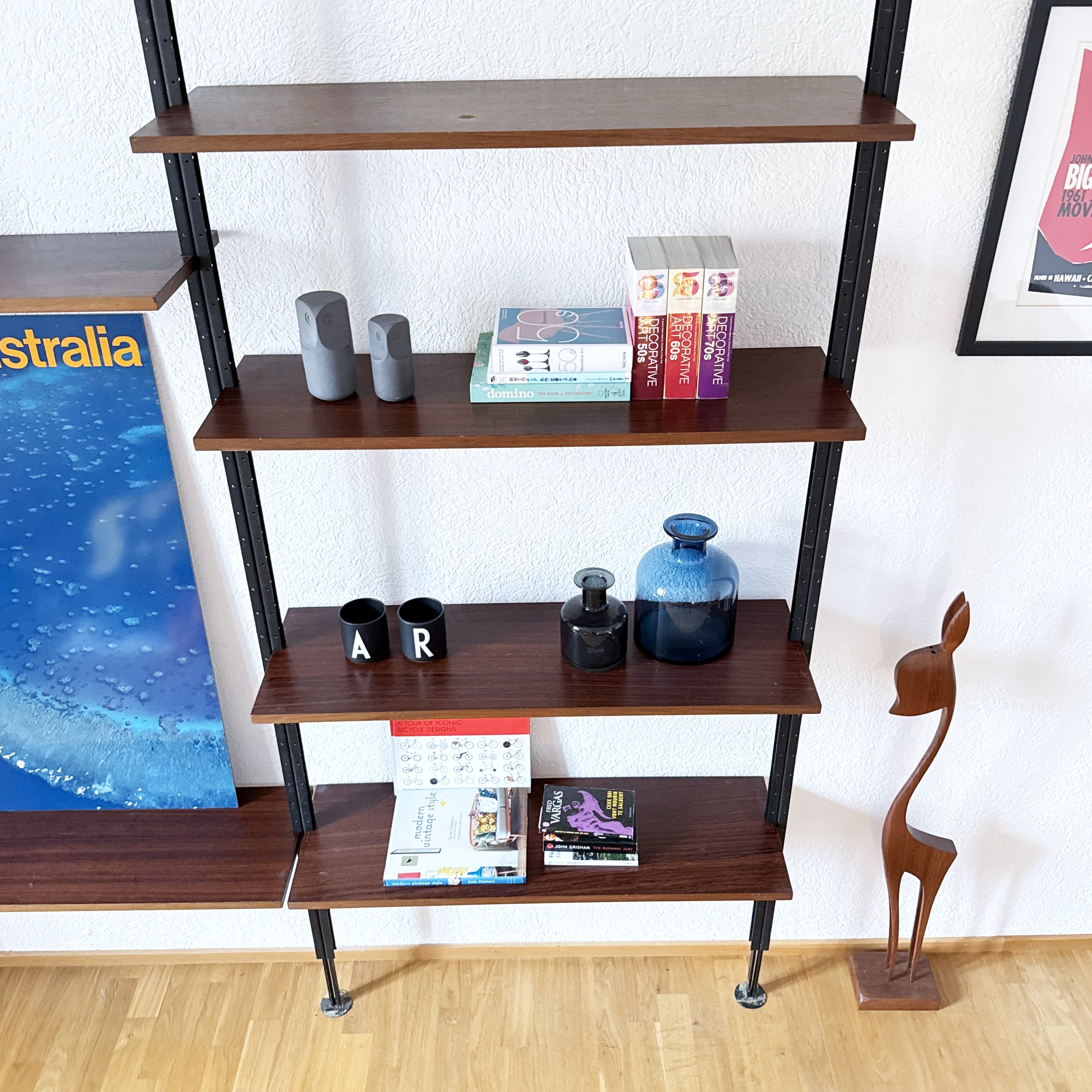 ModernEra_Richard_Neutra_Teleskopregal_Victoria9643.jpg