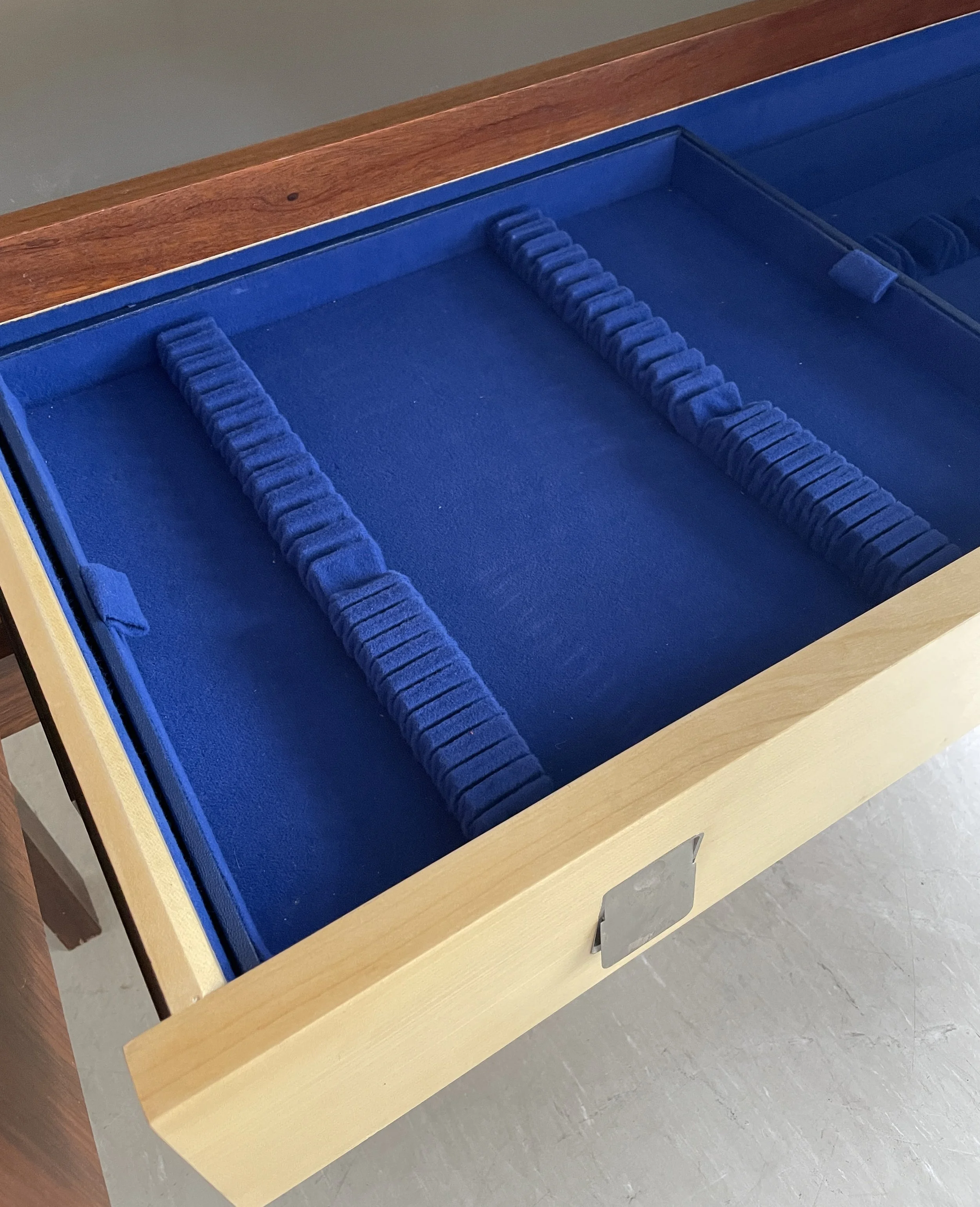 ModernEra_Swiss_Form_Sideboard9781.JPG