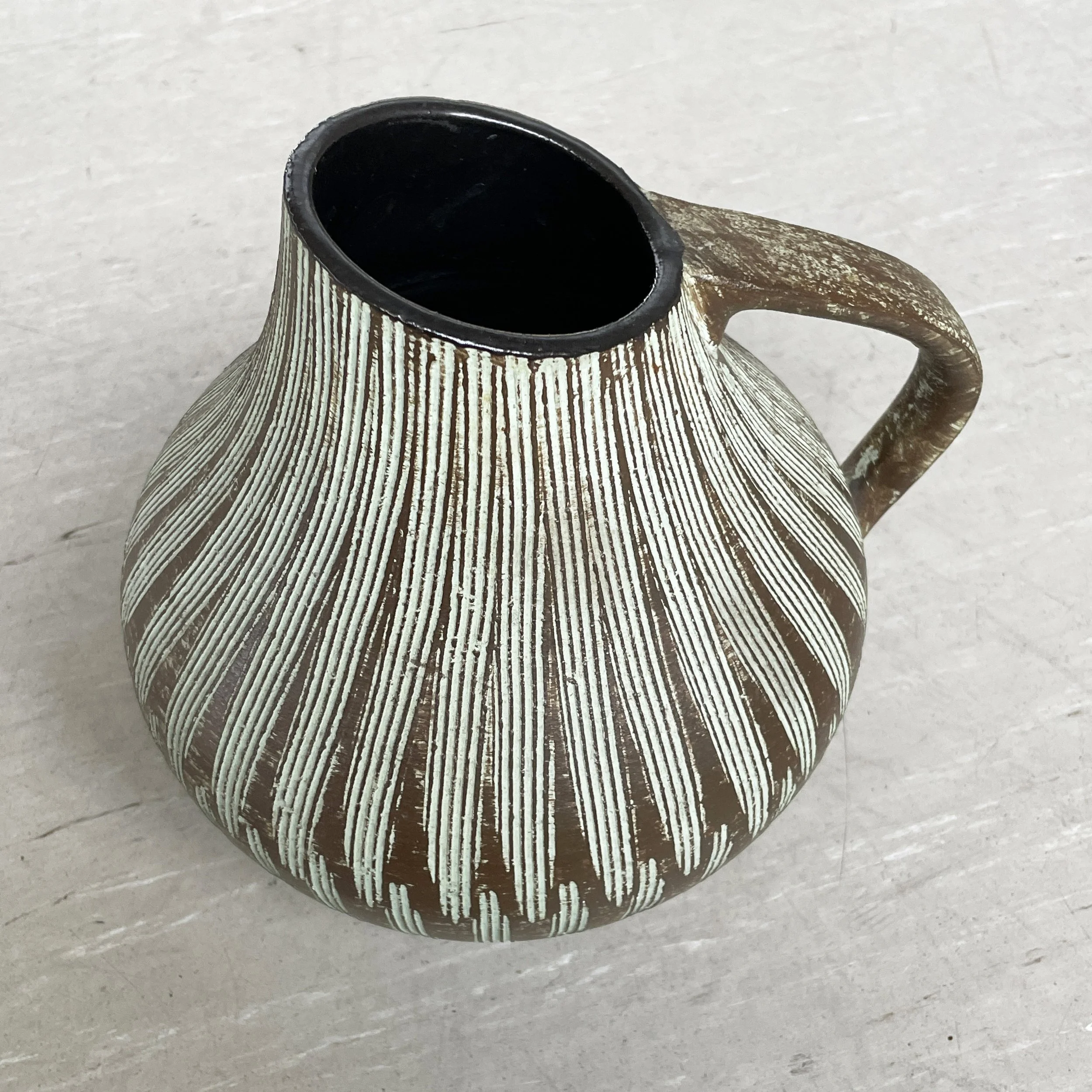 ModernEra_Vase_Dümler&Breiden_8784.jpg
