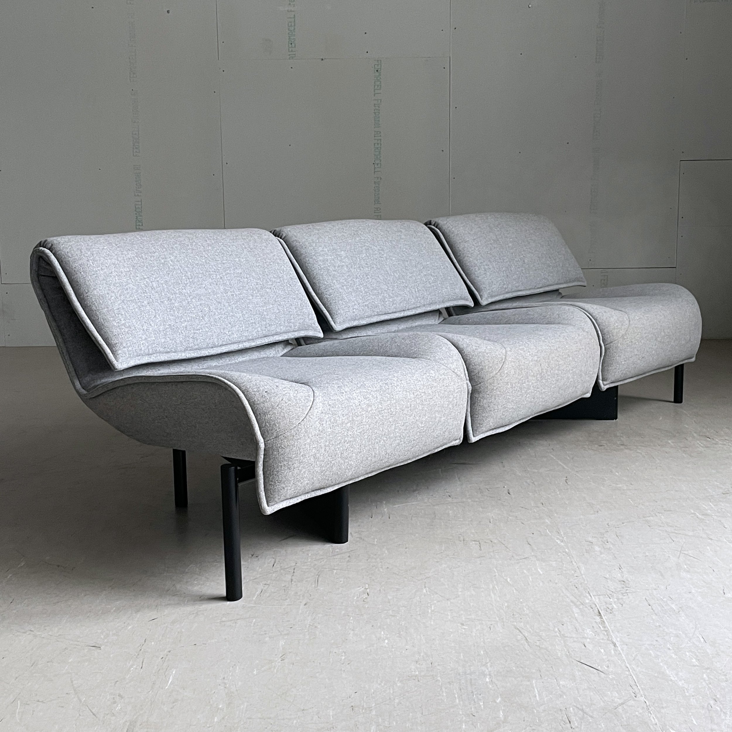 ModernEra_Cassina_Sofa_Vico_Magistretti _5259.jpg