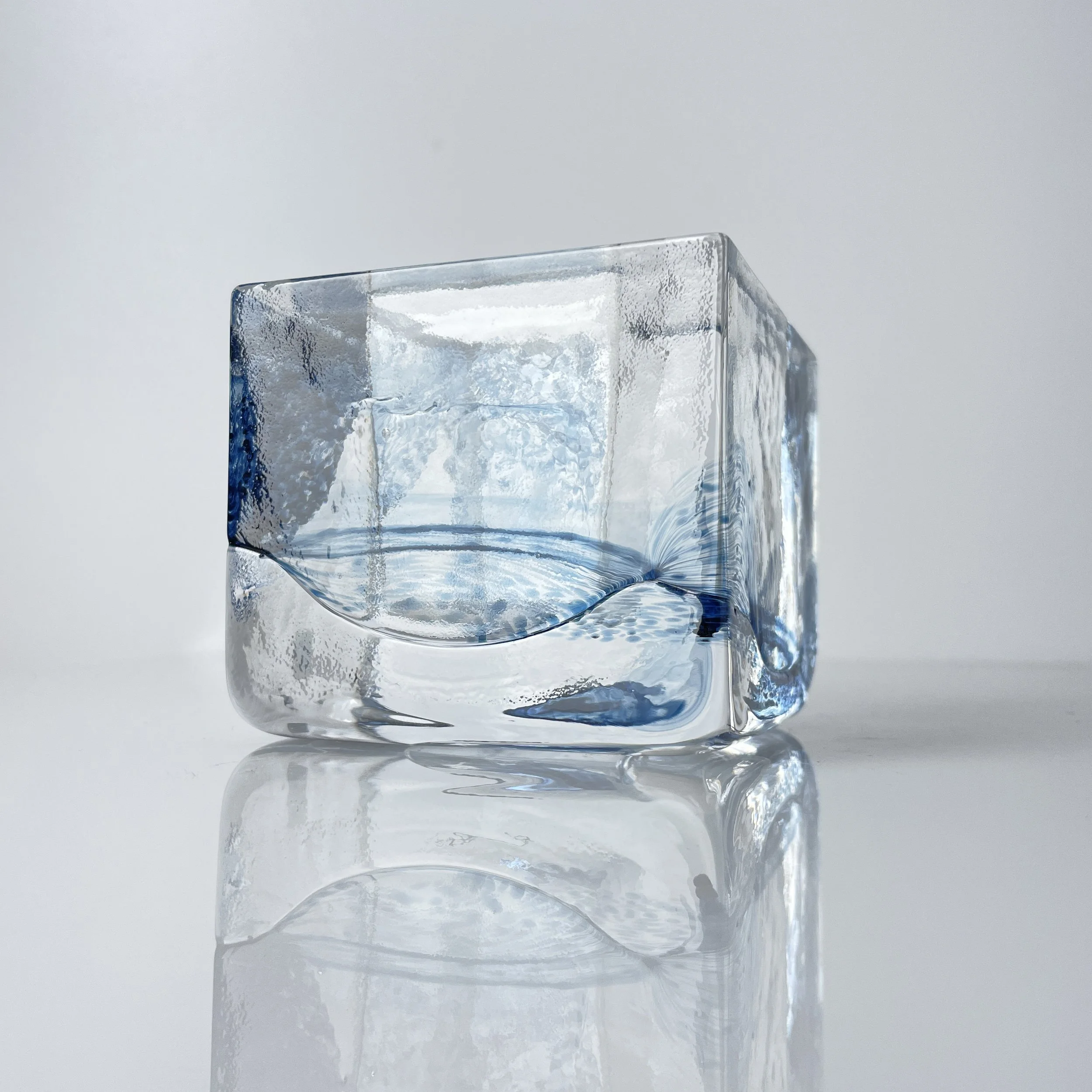 ModernEra_Kosta_Boda_Glass_Vase_7079.JPG