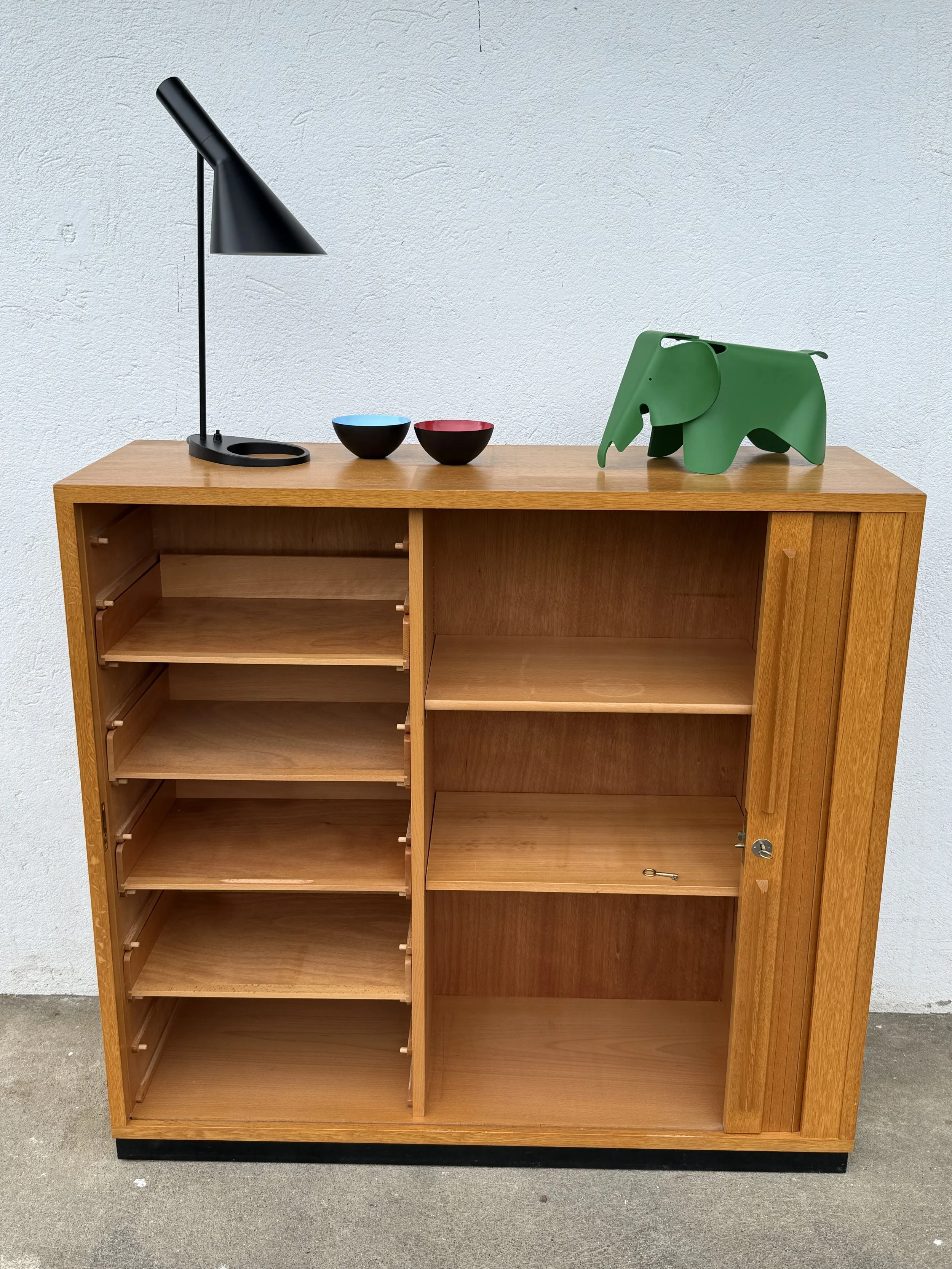 ModernEra_Rollschrank.4797.JPG