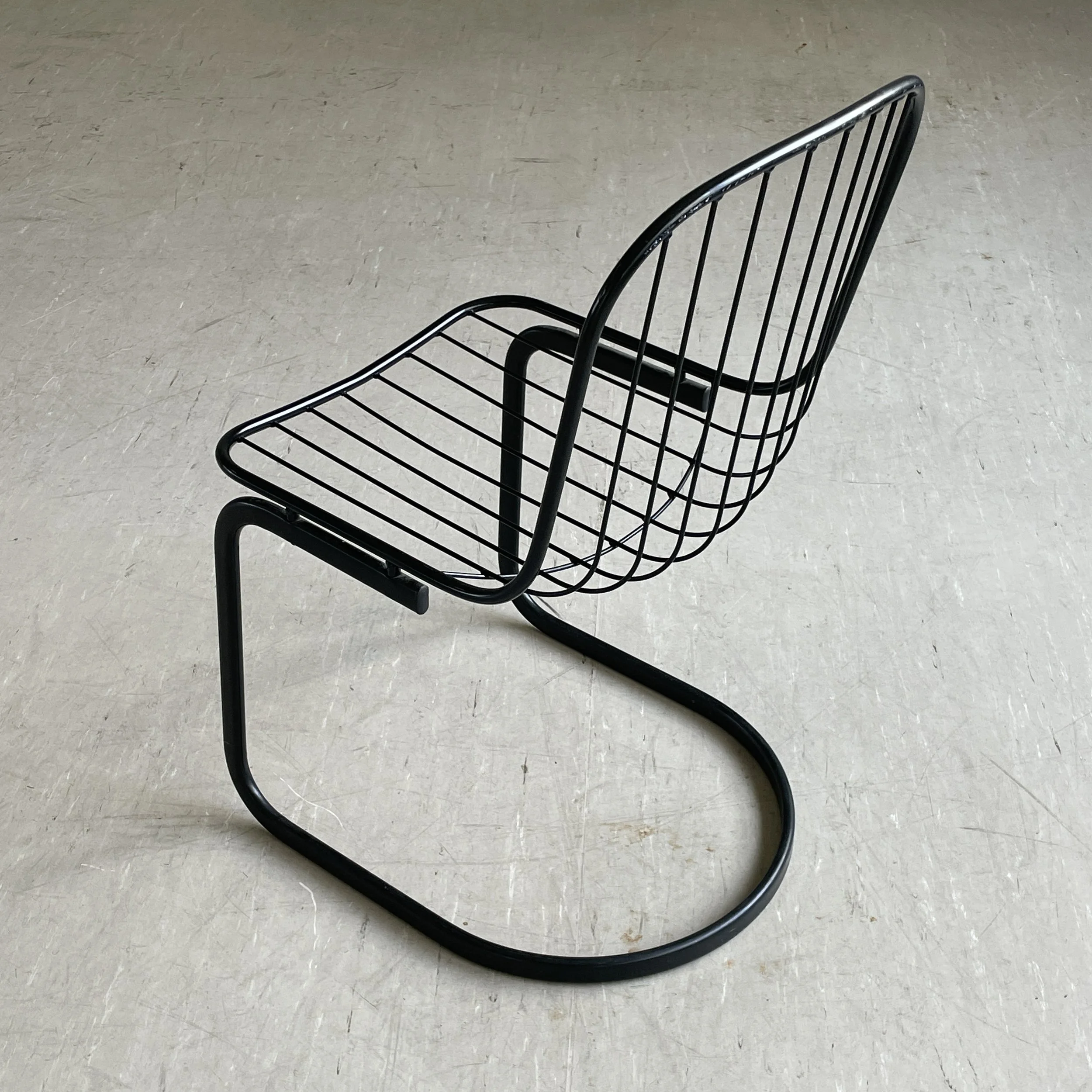 ModernEra_Gastone_Rinaldi_black_3031 2.jpg