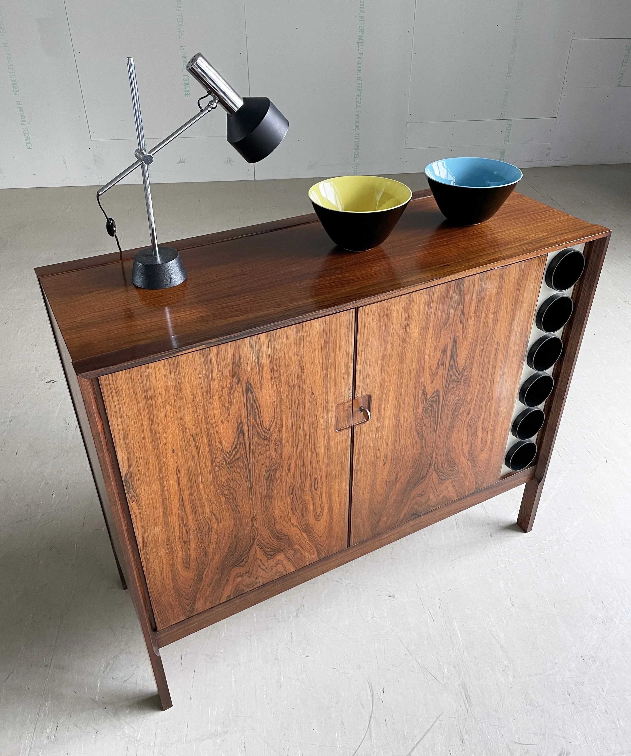 ModernEra_Swiss_Form_Sideboard9795.JPG