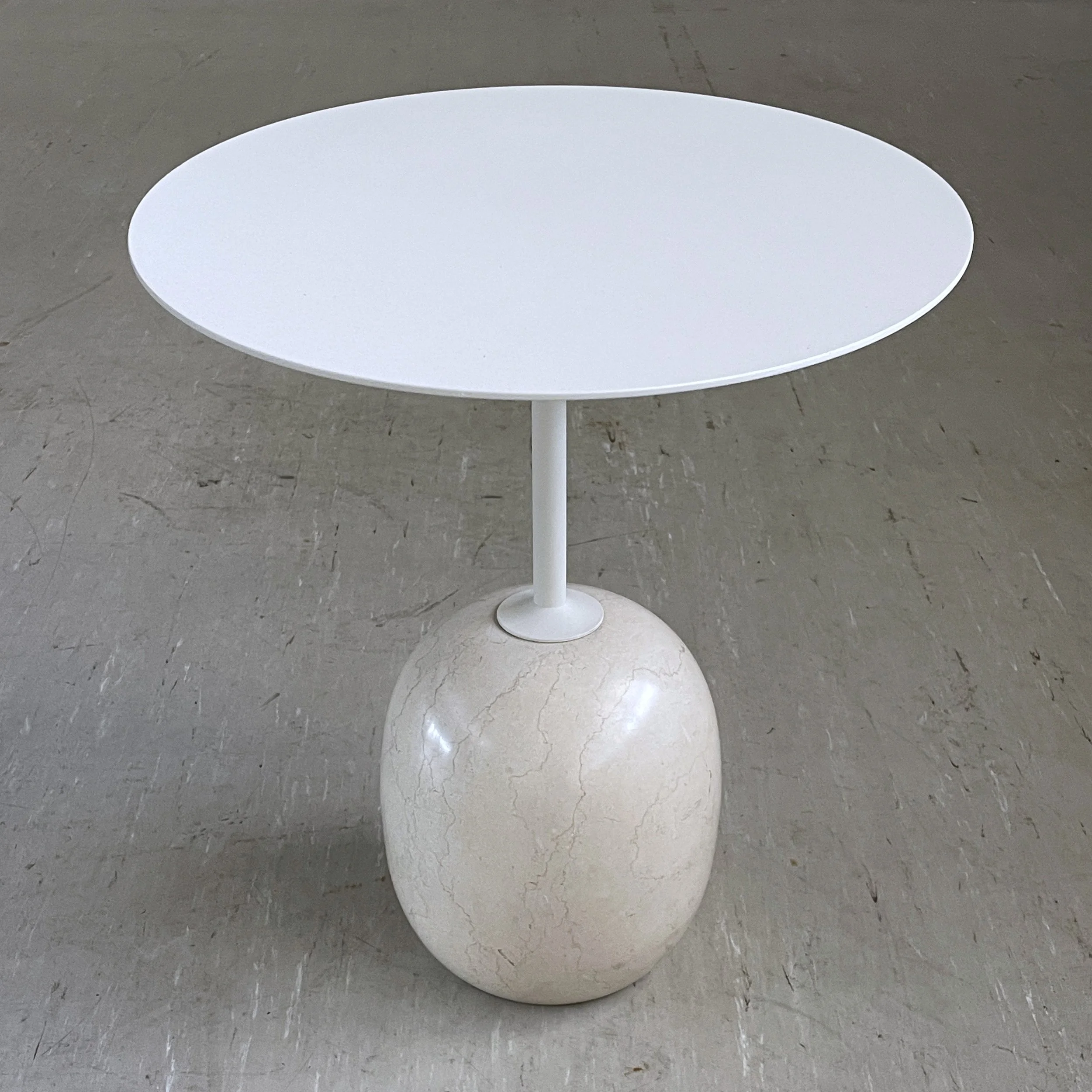 &Tradition 'Lato' LN9 marble based Side Table