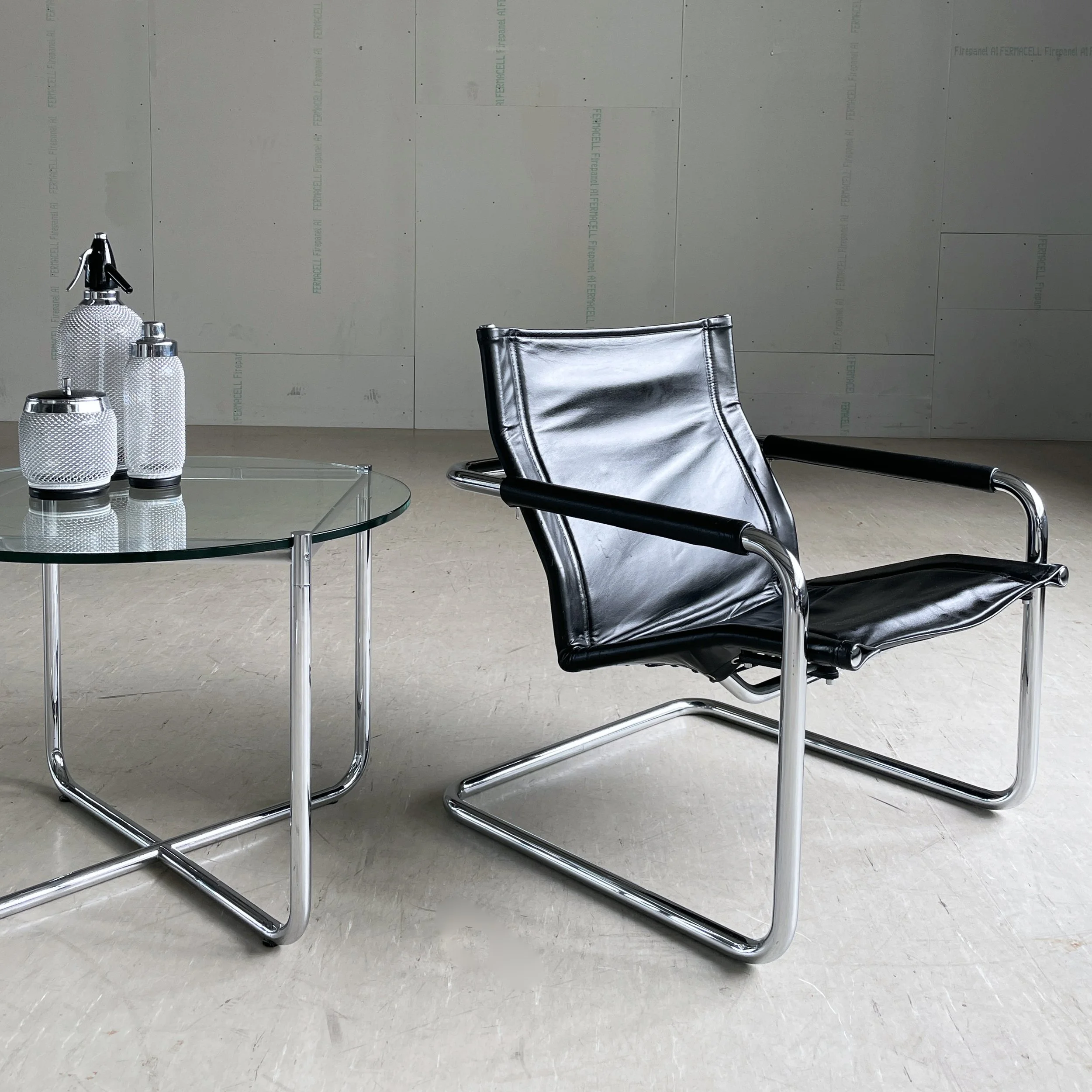 ModernEra_Pfalzberger_Sessel_3460 2.JPG