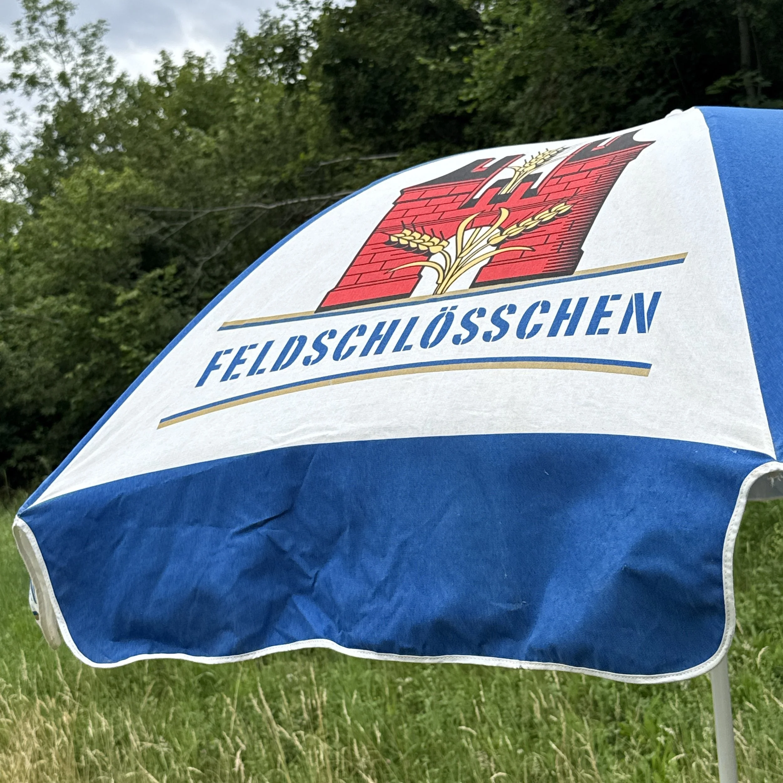 ModernEra_Feldschlösschen_Sonnenschirm5149.jpg