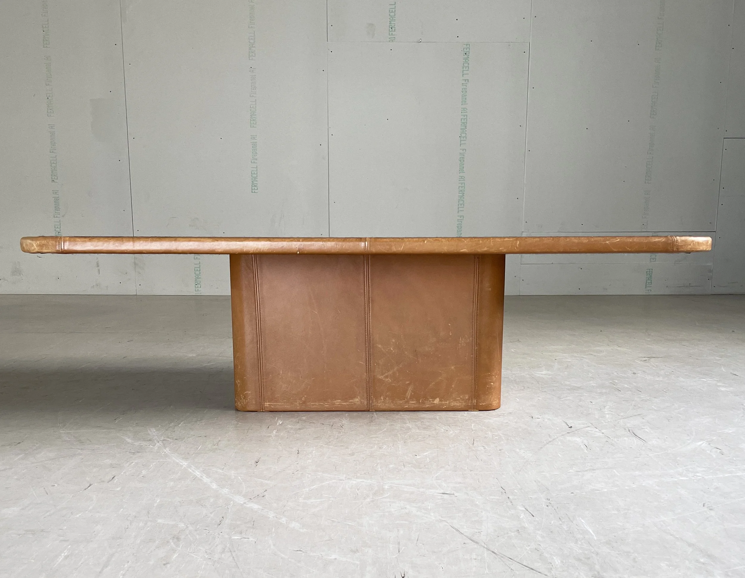 ModernEra_DeSede_Salontisch_9348.JPG