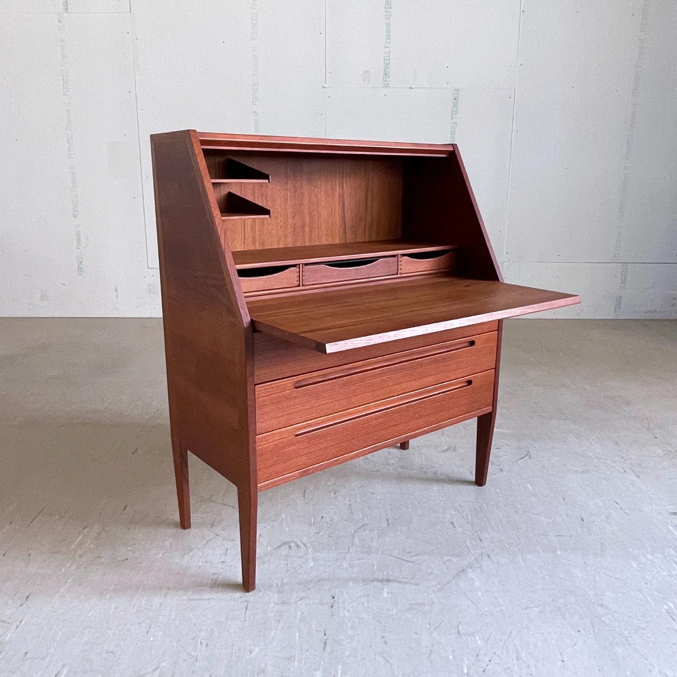 Kai+Kristiansen+Teak+Sekreta%CC%88r.7.jpg