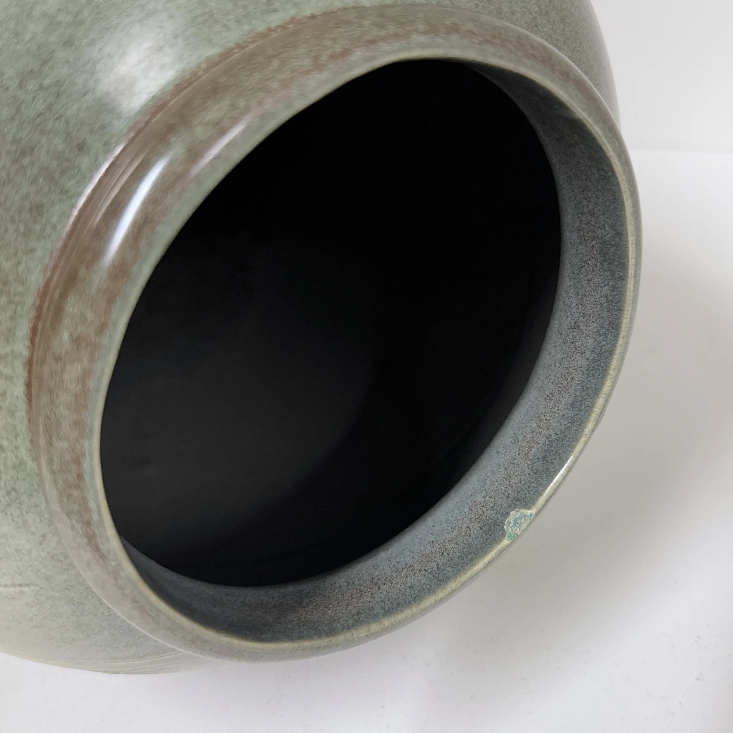 ModernEra_Gustav_Spörri_Vase_grün_9570.jpg