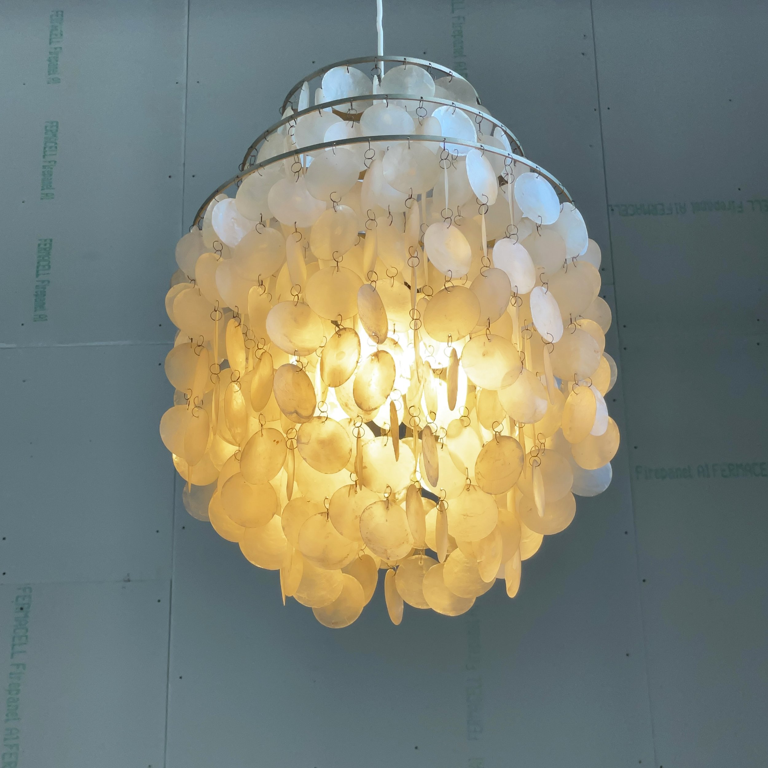 ModernEra_FUN_DM1_Muschellampe_Verner_Panton_IMG_8150.jpg