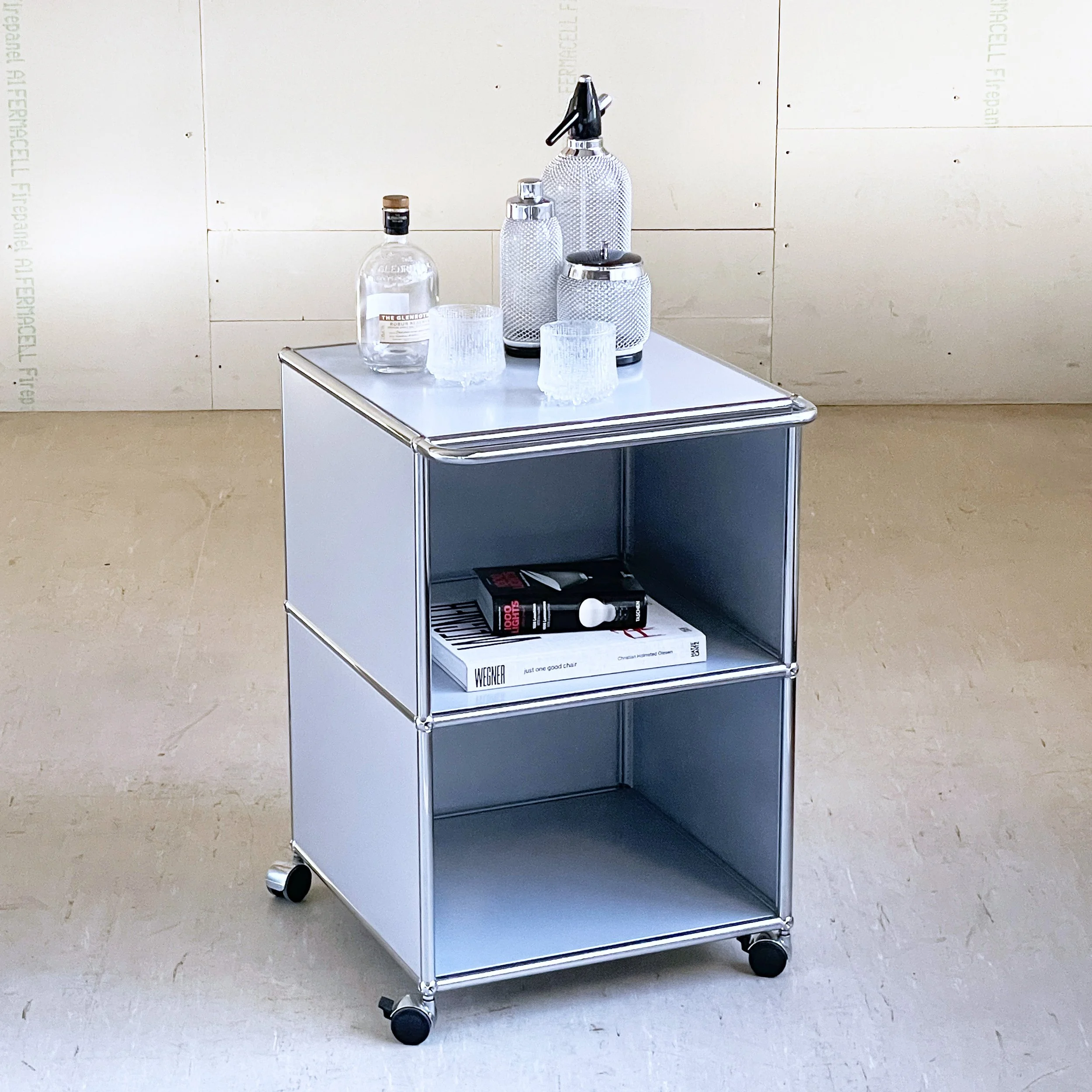 ModernEra_USM_Trolly_grau_IMG_6108 2.JPG