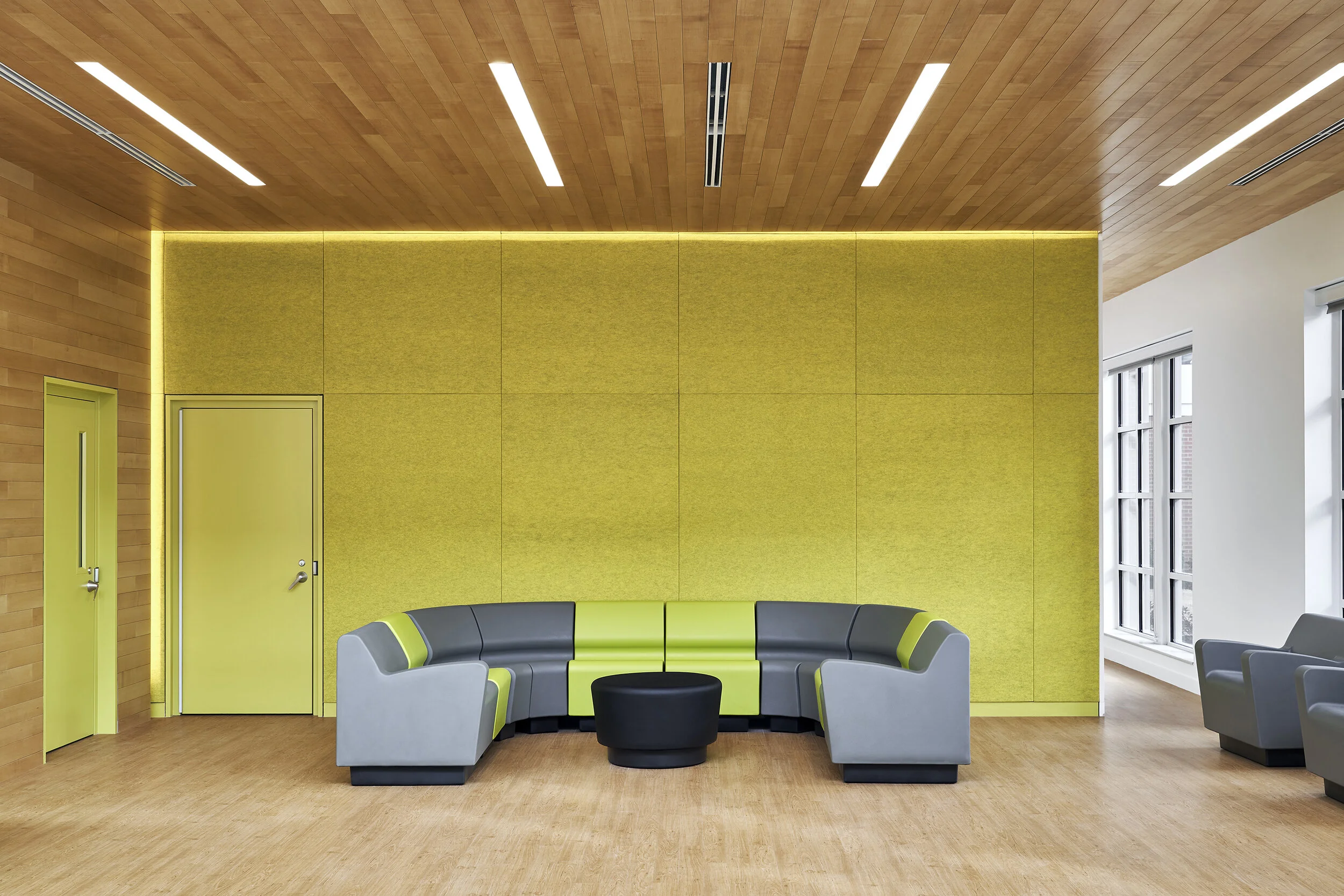 Lobby 3.jpg