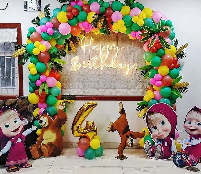 Masha and Bear: The Best Theme to Rock a Birthday Party