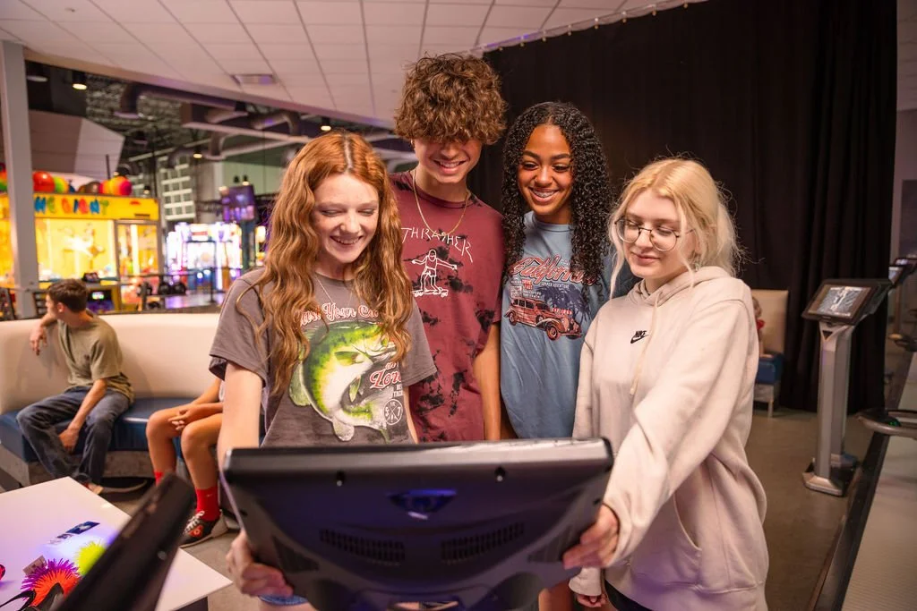 ALT_Games_Bowling_IMG_8406.jpg