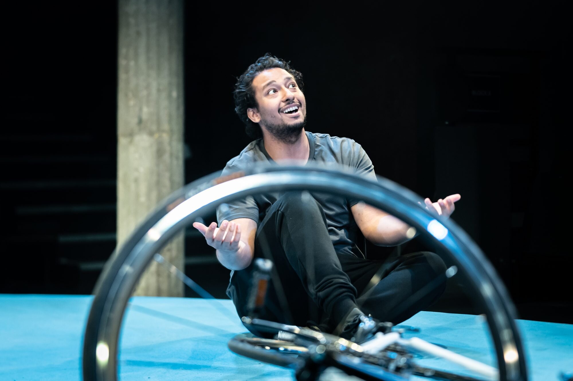  Irfan Shamji (Samad)  in The Arrival. Image by Marc Brenner. 