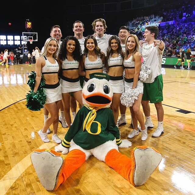 Oregon Cheer #goducks #pac12wbbtourney