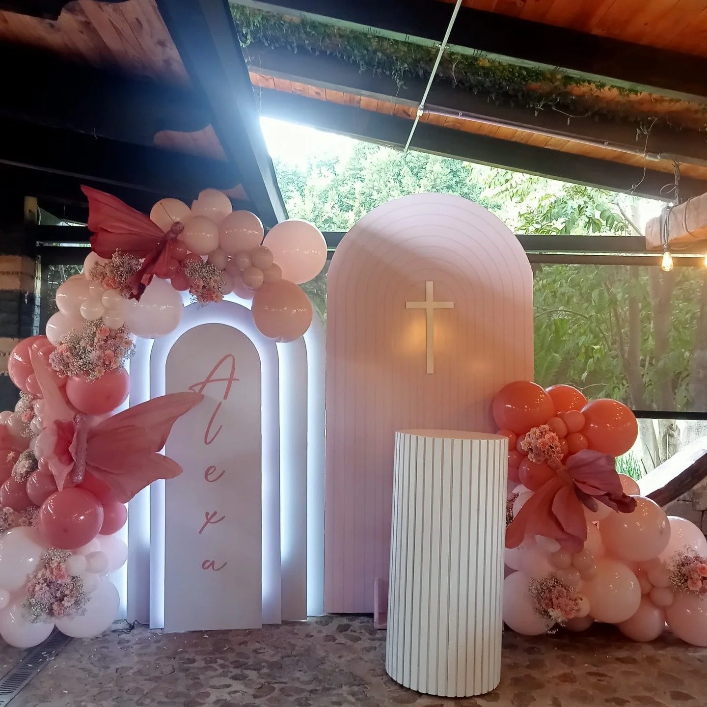 Momentos que se viven, se sienten y se recuerdan. Finca Santa Luc&iacute;a es el escenario ideal para tus celebraciones m&aacute;s importantes.
#FincaSantaLuc&iacute;a #EventosConEncanto #Jard&iacute;nParaEventos #CelebracionesEspeciales #PueblaEvent