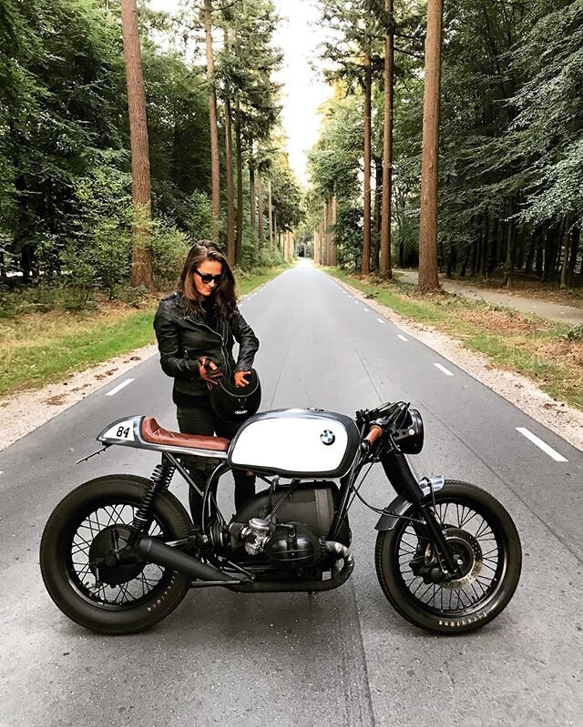 Love this picture! Happy birthday to my wife! ❤️
.
.
#caferacer #kaferacers #caferacergirls #caferacergirl #bmwcaferacer #caferacerporn #caferacerculture #bike #bikelife #bikergirl #bikechick #lifestyle #caferacerdreams