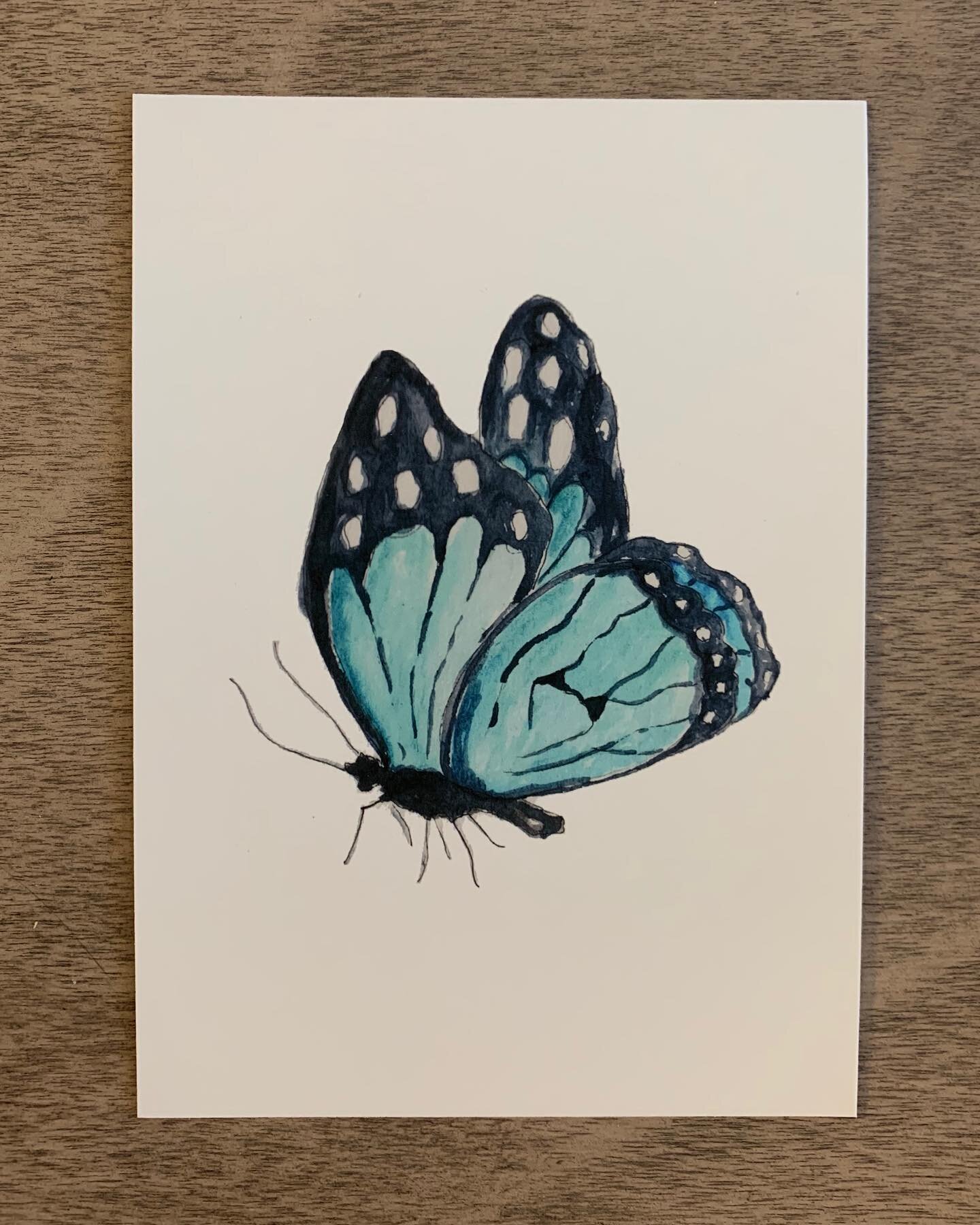 just a little butterfly print, available in my etsy store🦋  link in bio!