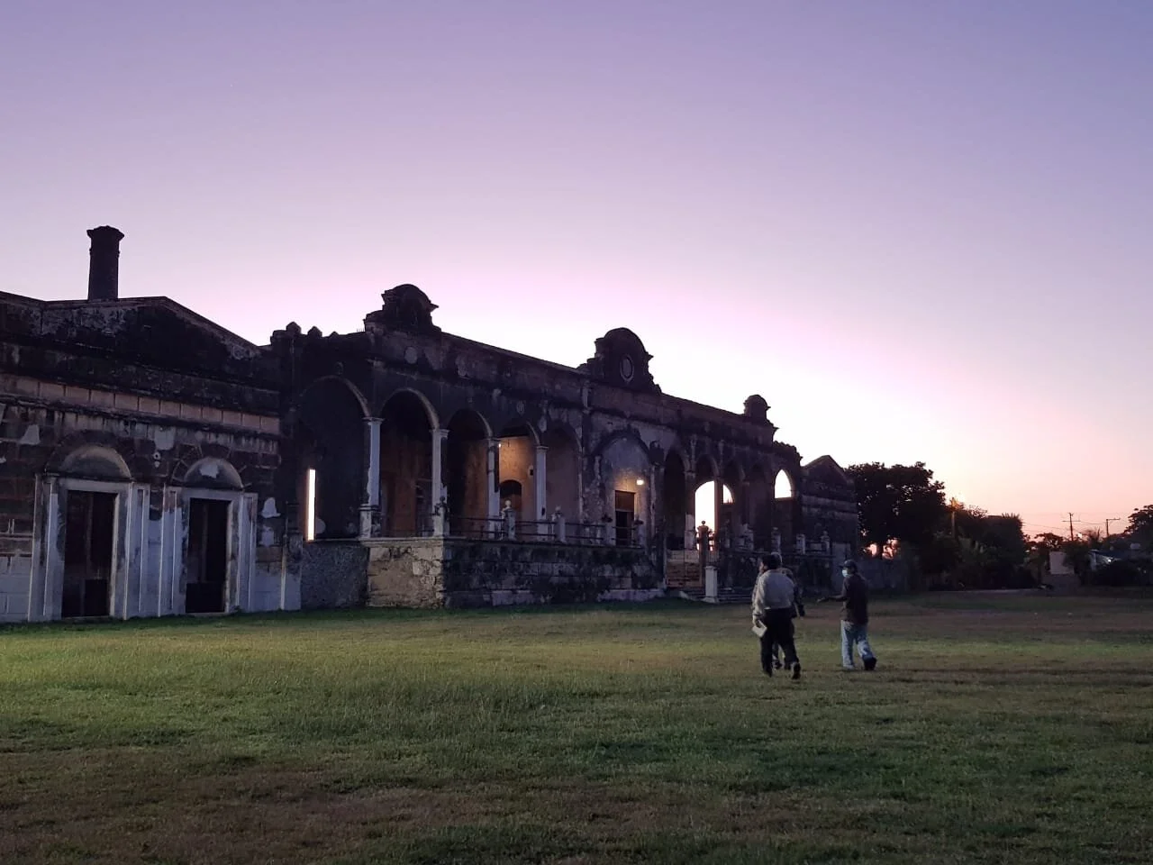 0E183965-1CAE-46C5-B9C5-BD05D6096905