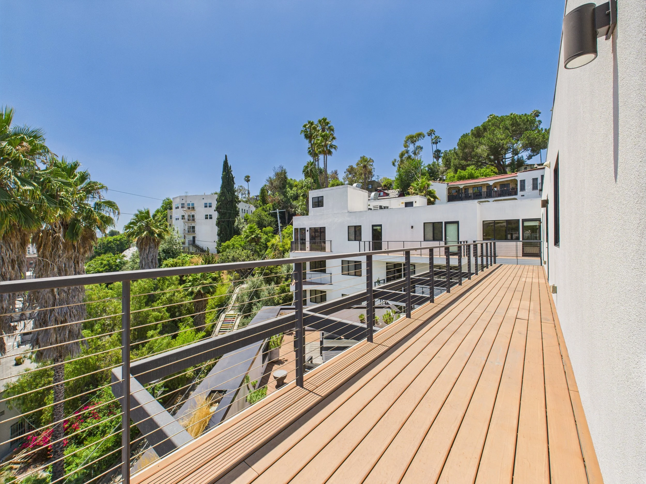 3400 W Sunset Boulevard