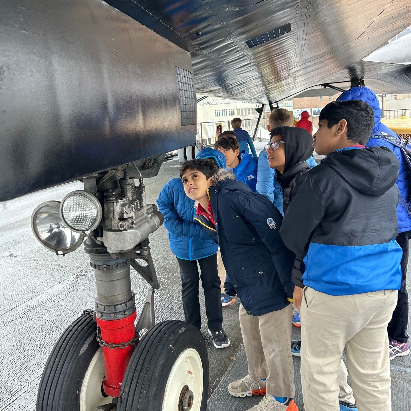 The Grade 4 class delved into the wonders of space at the @IntrepidMuseum, uncovering the history of space exploration and spacecraft! Each artifact sparked their imagination, fueling their passion for the cosmos.