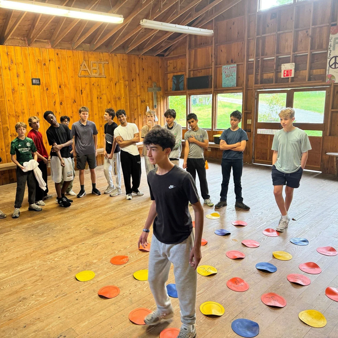 Grade 9 students and Grade 12 Peer Leaders came together for a transformative retreat that celebrated collaboration, courage, and connection. 
The spirit of teamwork was on full display as freshmen led their peers in games, Peer Leaders guided mar