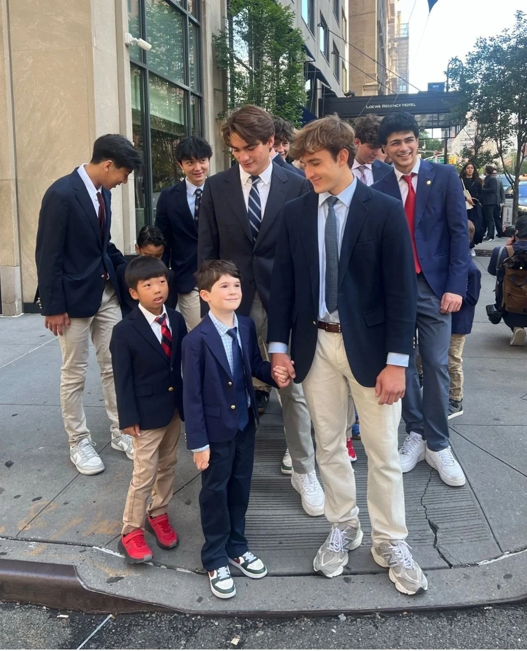 The Browning Babysitting Program is bringing our community closer together—connecting Upper School students with Lower and Middle School families for mentorship, tutoring, and babysitting support!
Families can now explore the Student Counci