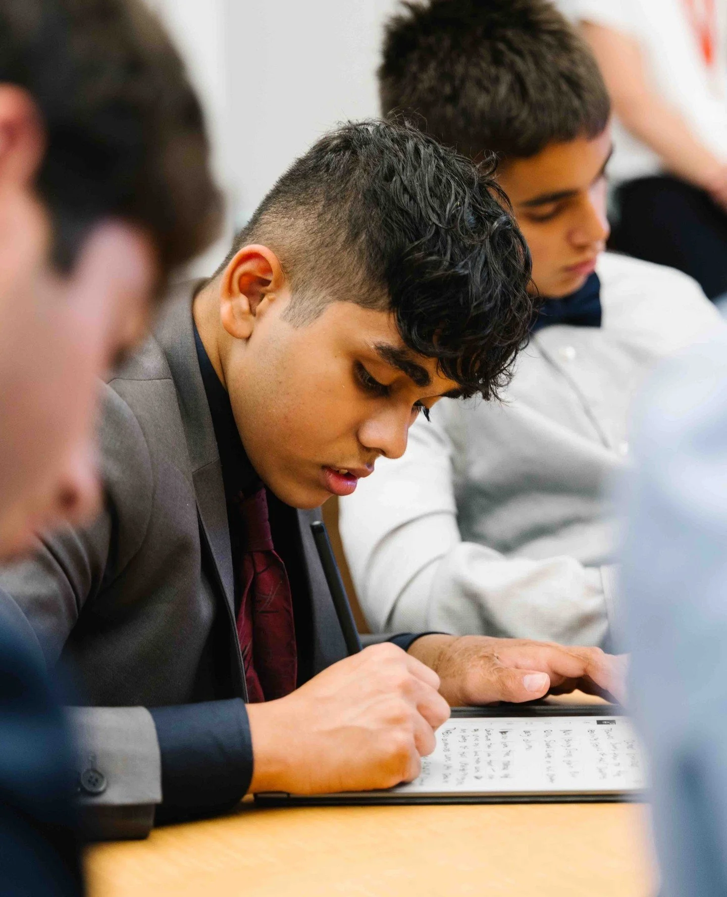 This fall, our ninth graders are piloting @reMarkable notetaking tablets in their Constructive Dialogue and science classes as part of our action research program on best practices for teaching and learning with boys. 
Early results show fewer dis