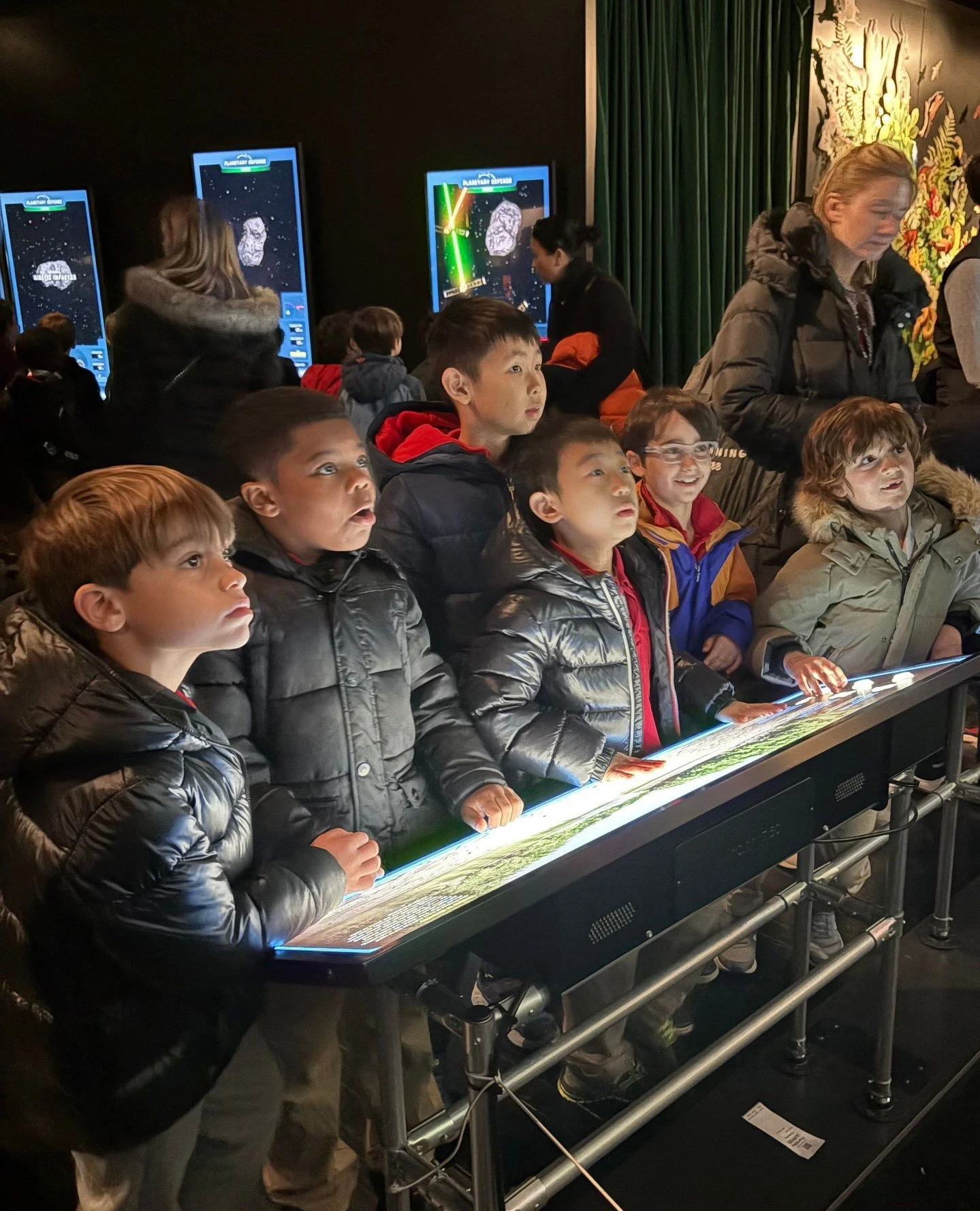 Second graders brought their study of extinct mammals to life at the American Museum of Natural History 🦕⁠
⁠
After learning about extinct mammals in class&mdash;building models, researching, and writing reports&mdash;students explored the Extinct Ma