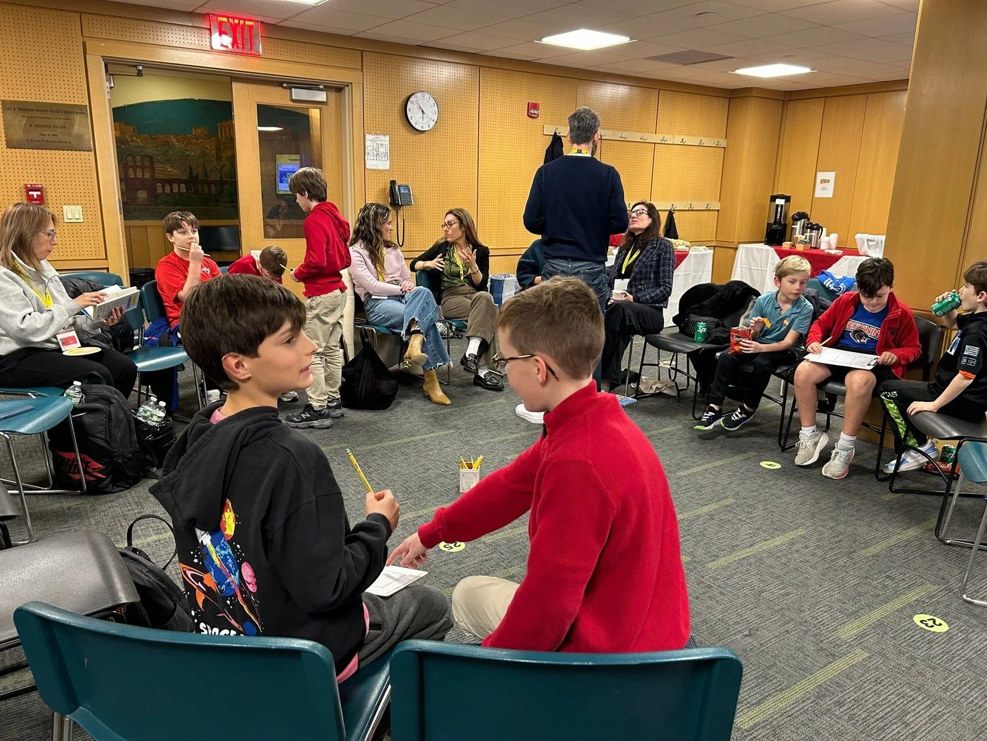 Celebrating Reading at Browning! 📚⁠
⁠
Grades 3 and 4 families gathered for Families Read, featuring "J vs. K" by Kwame Alexander and Jerry Craft. Boys teamed up for an &ldquo;Extremely Short Story Contest,&rdquo; explored the book&rsquo;s 