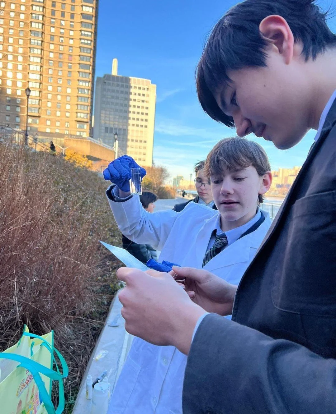 Our Grade 9 boys took science into the field at the E. 64th St. Oyster Research Station! 🦪⁠
⁠
Students measured salinity, temperature, and nitrate/nitrite levels, checked oyster cages for growth, and collected live river critters to bring back to th