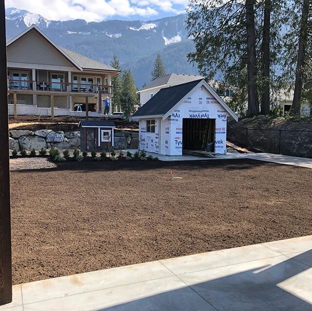 Been working on a shed and landscaping at lot 18 parkwood.  Its sold to an amazing family and they hope to move in soon.
.
.
.
.
#gardenshed #landscaping #lot18parkwood #domeoconstruction #solsticeelectric #kerkhoffexcavating #siding #irrigation #bau