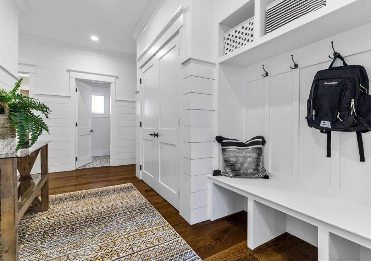lot 11 mudroom.JPG