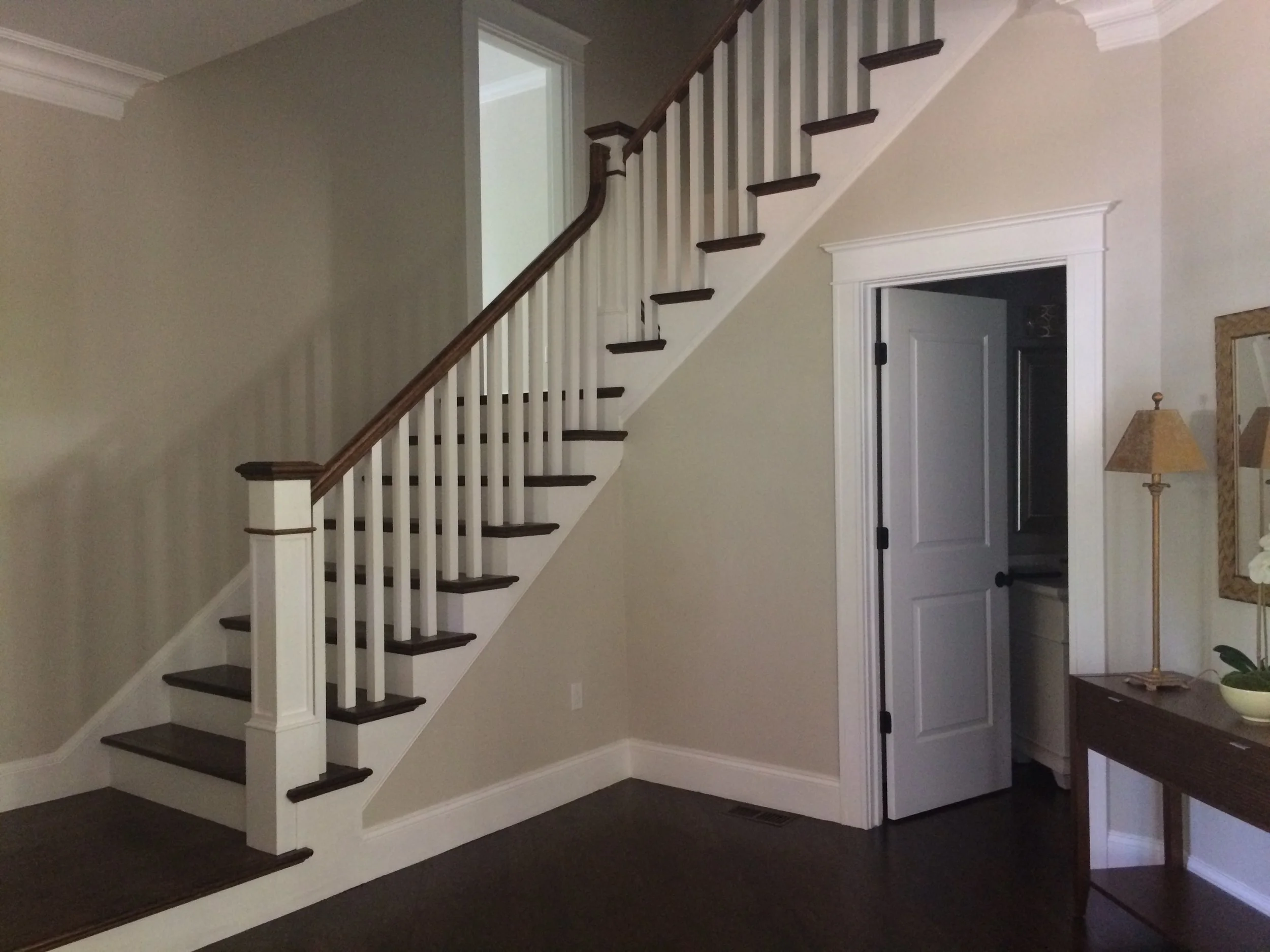 foyer.JPG
