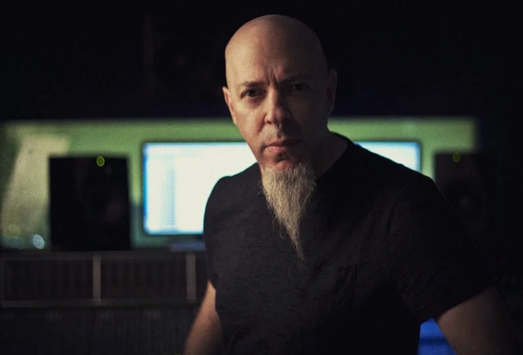 Jordan-Rudess-03_1680x1050-1024x695.jpg