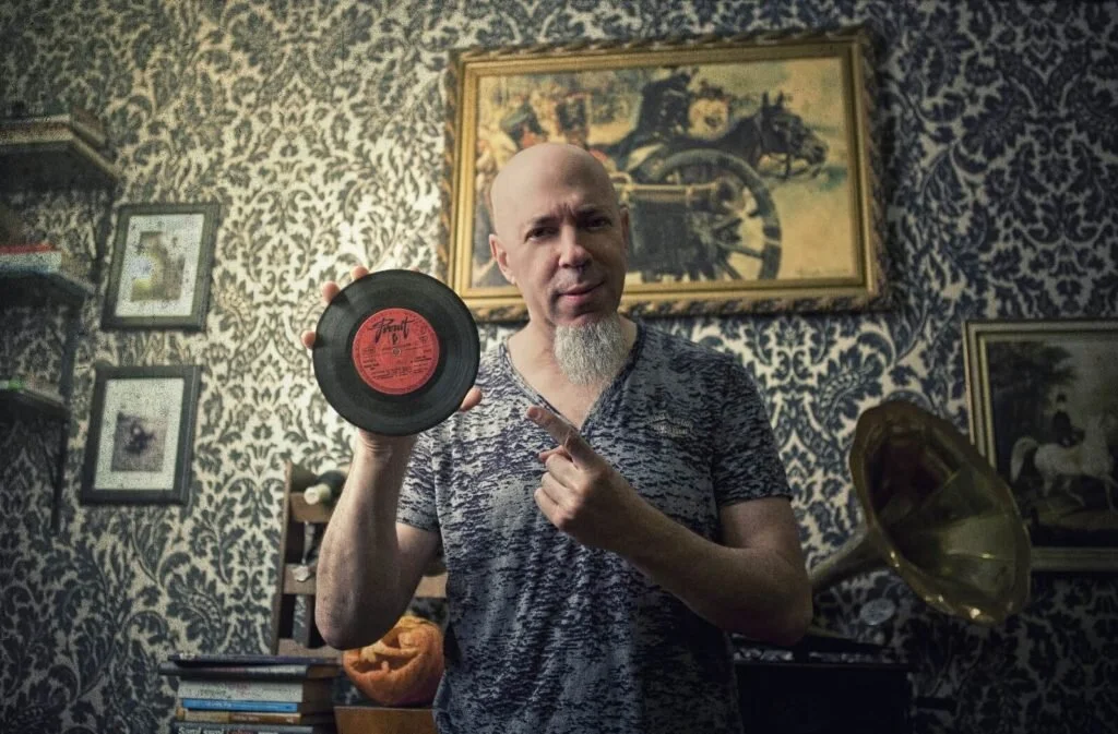Jordan-Rudess-07_1680x1050-1024x673.jpg