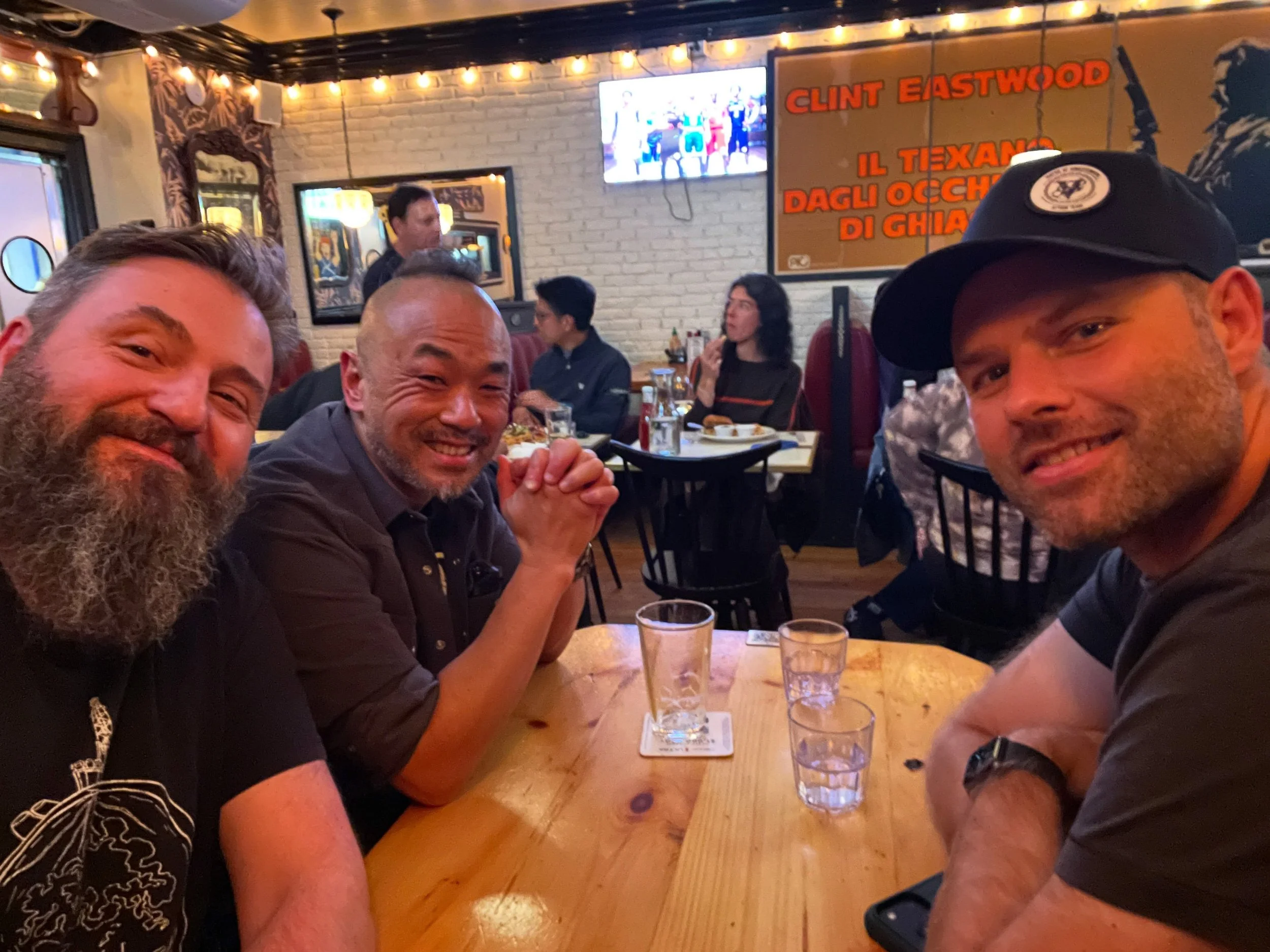 Hanging with @mupan1911 and @stuartvalberg in Brooklyn! #thelikethedark