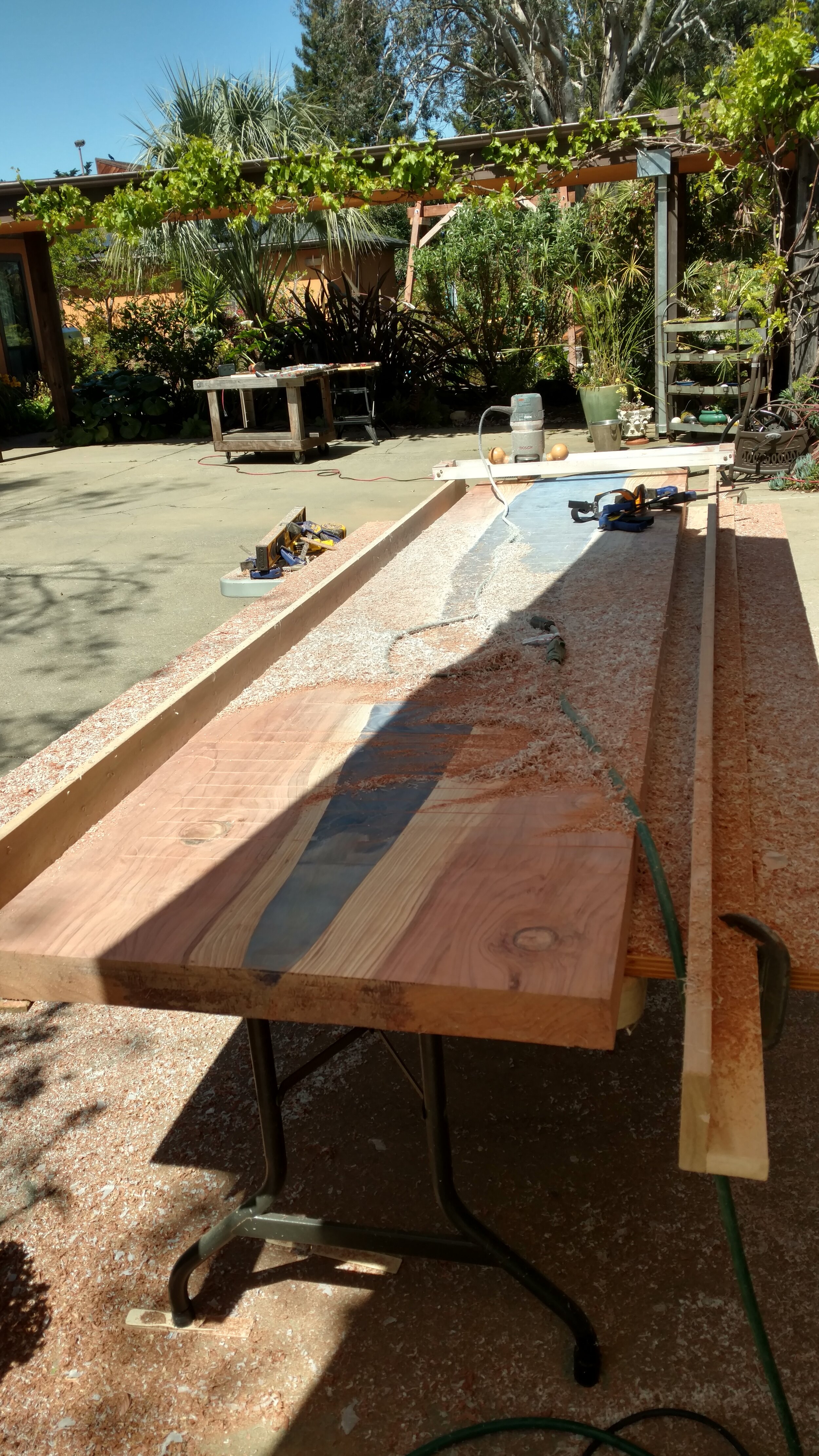 Using router to even the surface