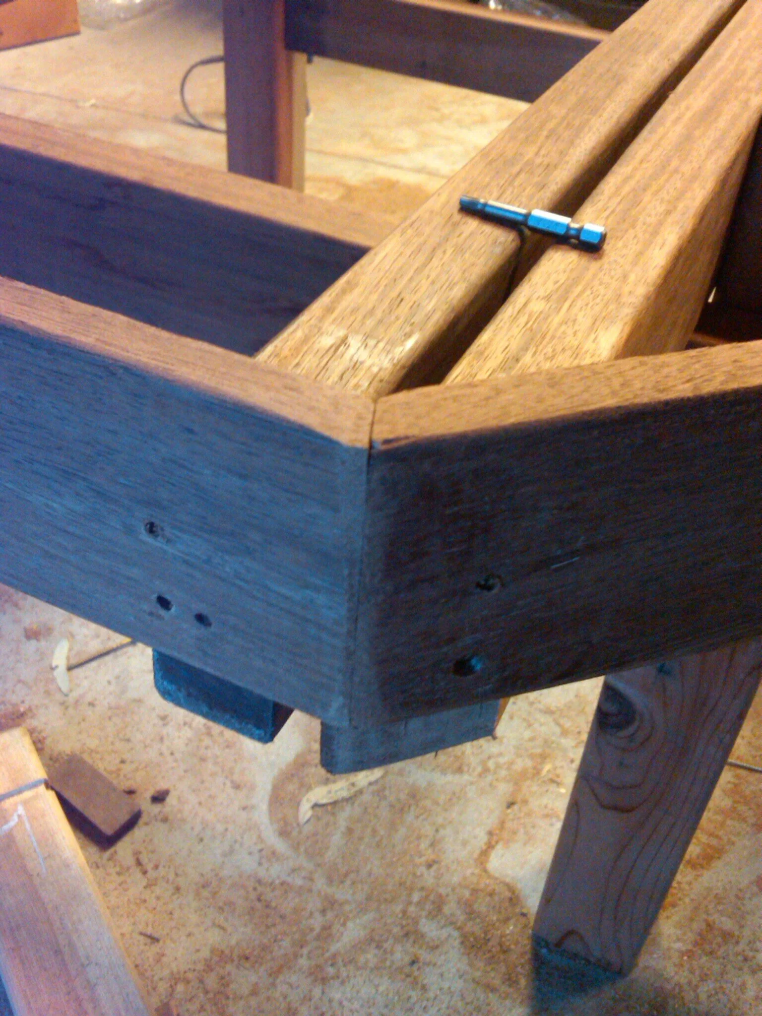 Octagonal table requires exact angles, not my specialty